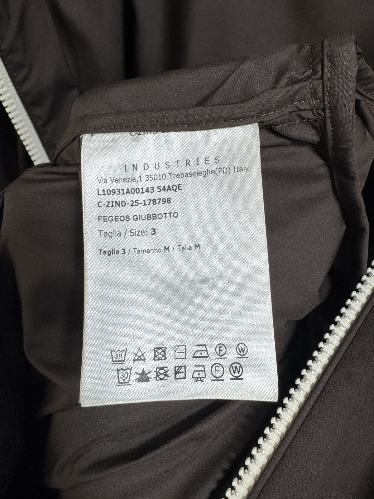 Moncler Moncler Fegeos Jacket Size M / US 6-8 / IT 42-44 - 3 Thumbnail