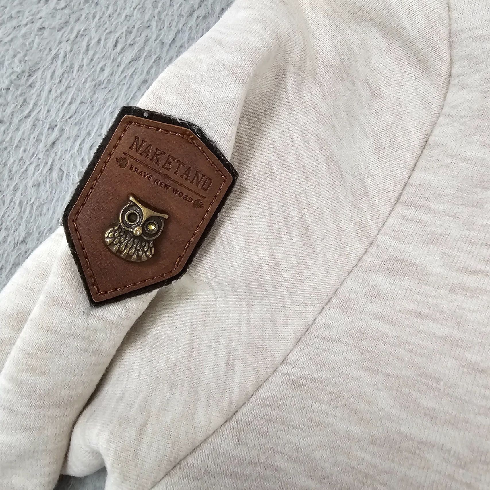 Vintage Naketano Hoodie Womens Small Heather Oatmeal Cowl Neck Pullover Sweater Knit Fleece Pullover Shirt Size S / US 4 / IT 40 - 2 Thumbnail
