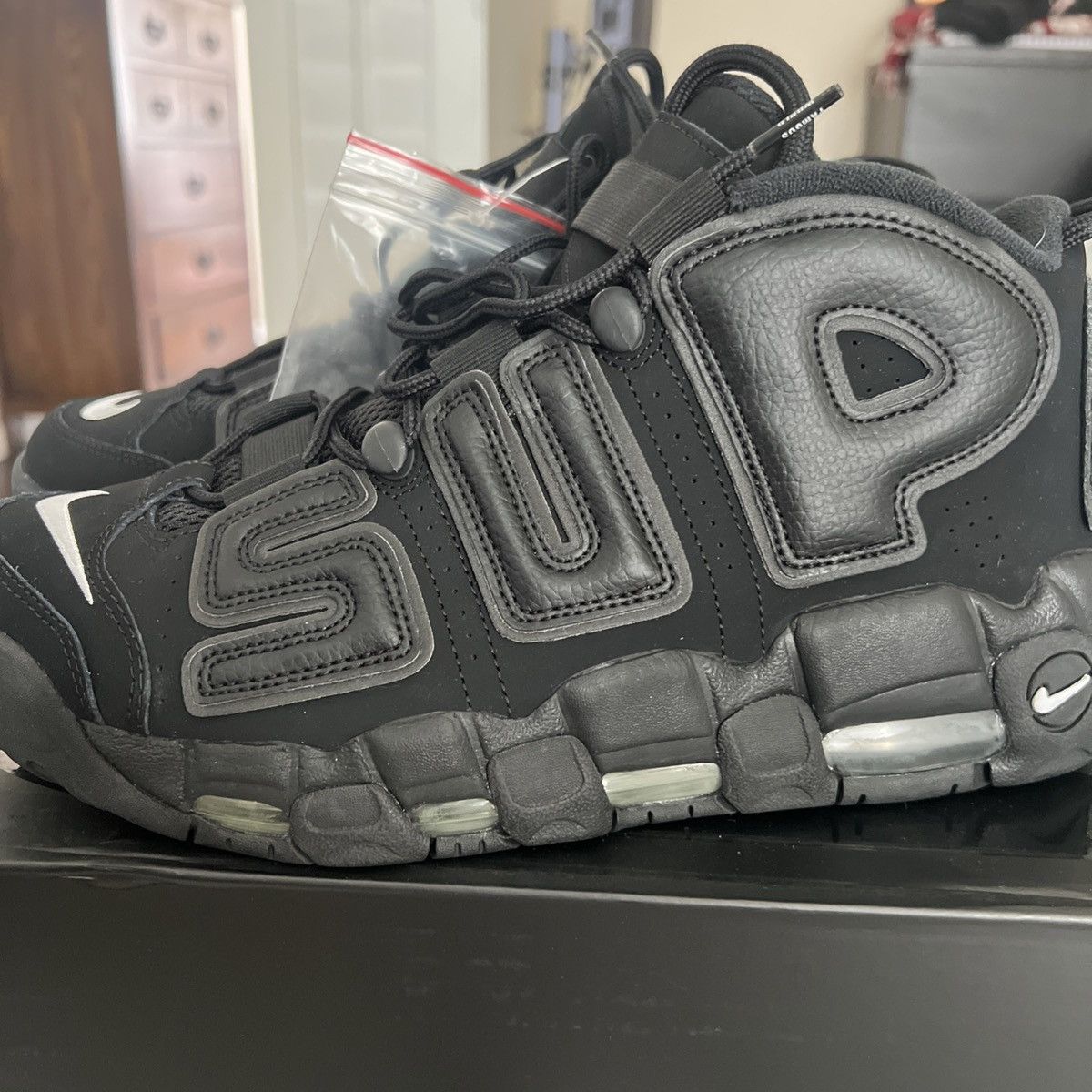 Nike × Supreme NIKE AIR UPTEMPO SUPREME Size US 9 / EU 42 - 14 Thumbnail