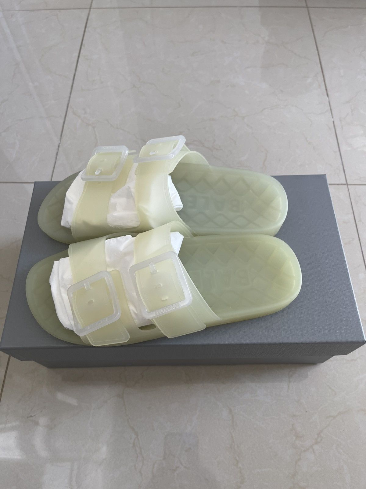Balenciaga Balenciaga Mallorca Transparent Sandal Size US 8 / EU 41 - 3 Thumbnail