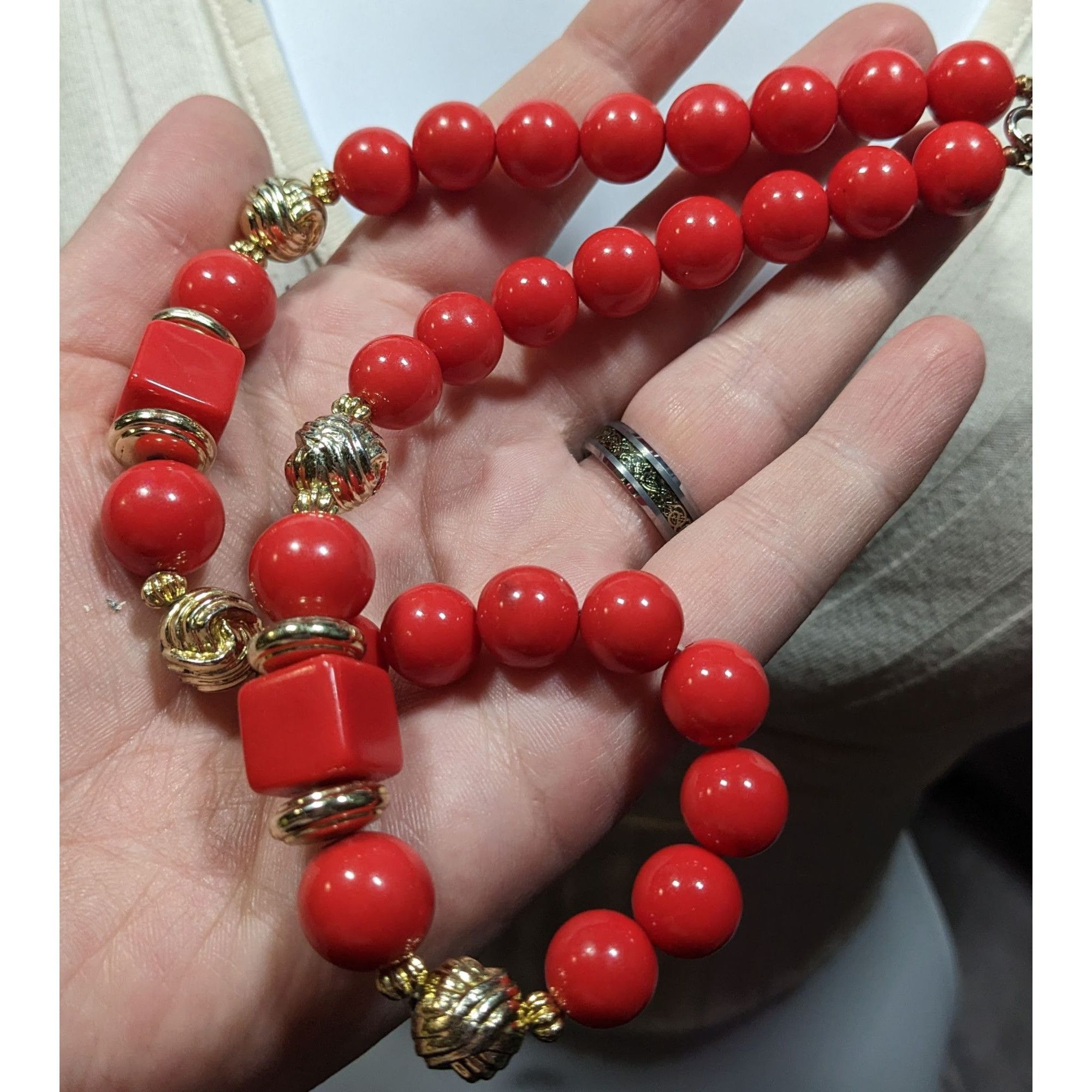 Other Vintage Red And Gold Tone Beaded Necklace Size ONE SIZE - 5 Thumbnail
