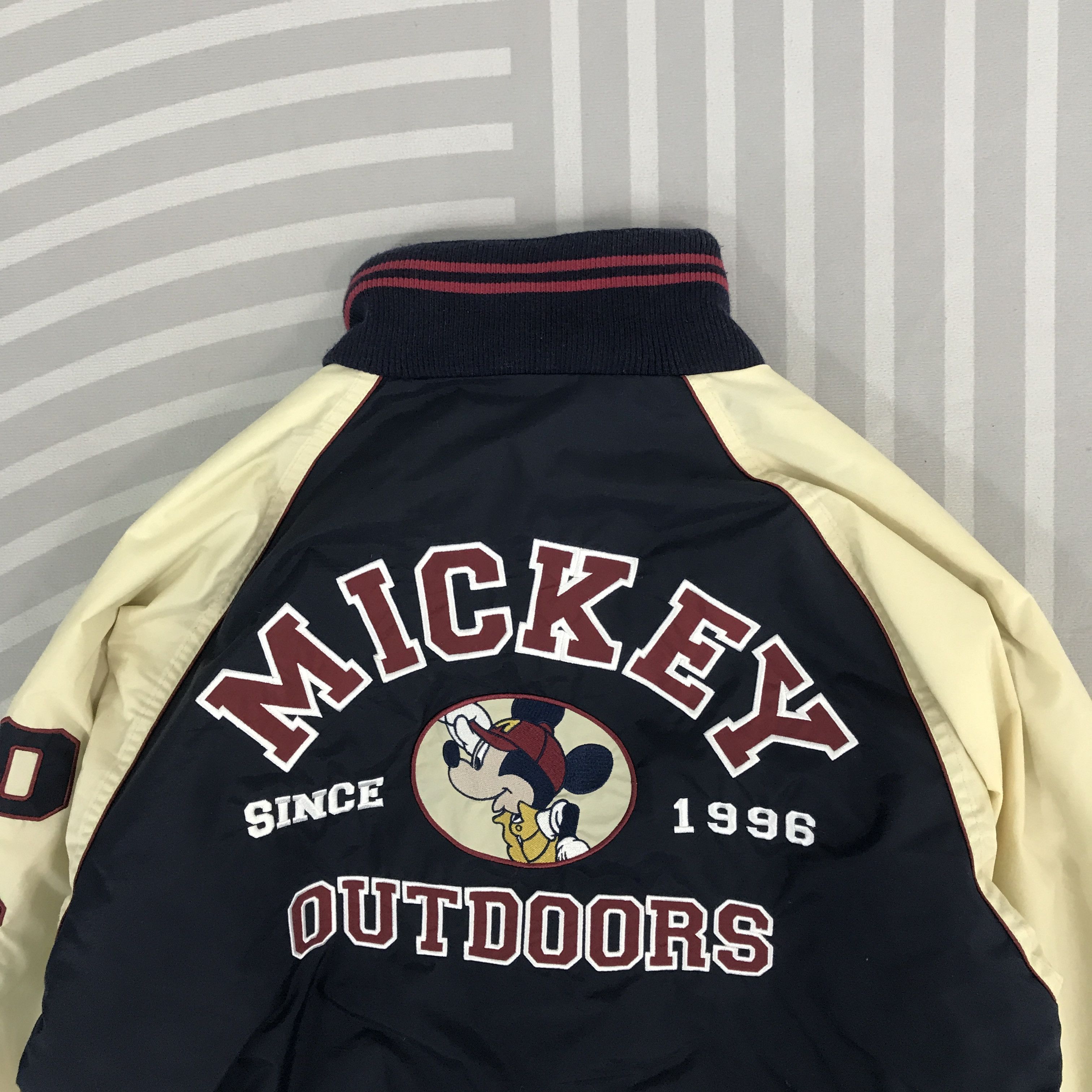 Japanese Brand × Mickey Mouse × Vintage Vintage Mickey Mouse x Logos outdoor jacket Size US L / EU 52-54 / 3 - 4 Thumbnail