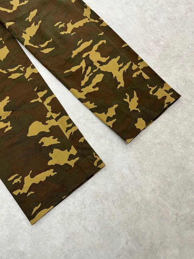 Dries Van Noten Dries Van Noten Camo Green Pants Size US 33 - 7 Thumbnail
