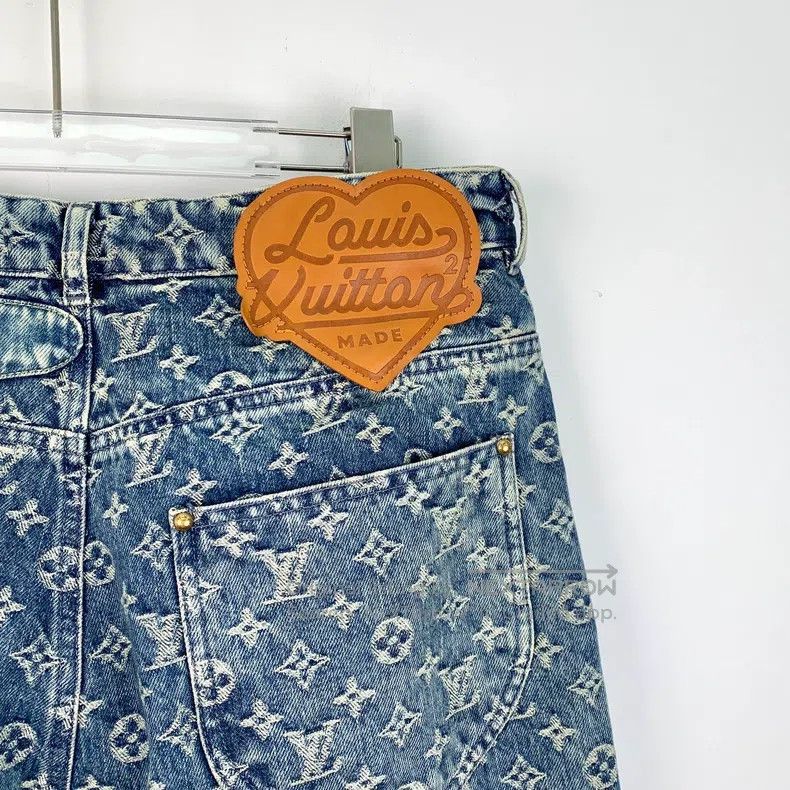 Louis Vuitton Louis Vuitton Nigo co-branded 22 blue logo full-print cott Size US 31 - 5 Thumbnail