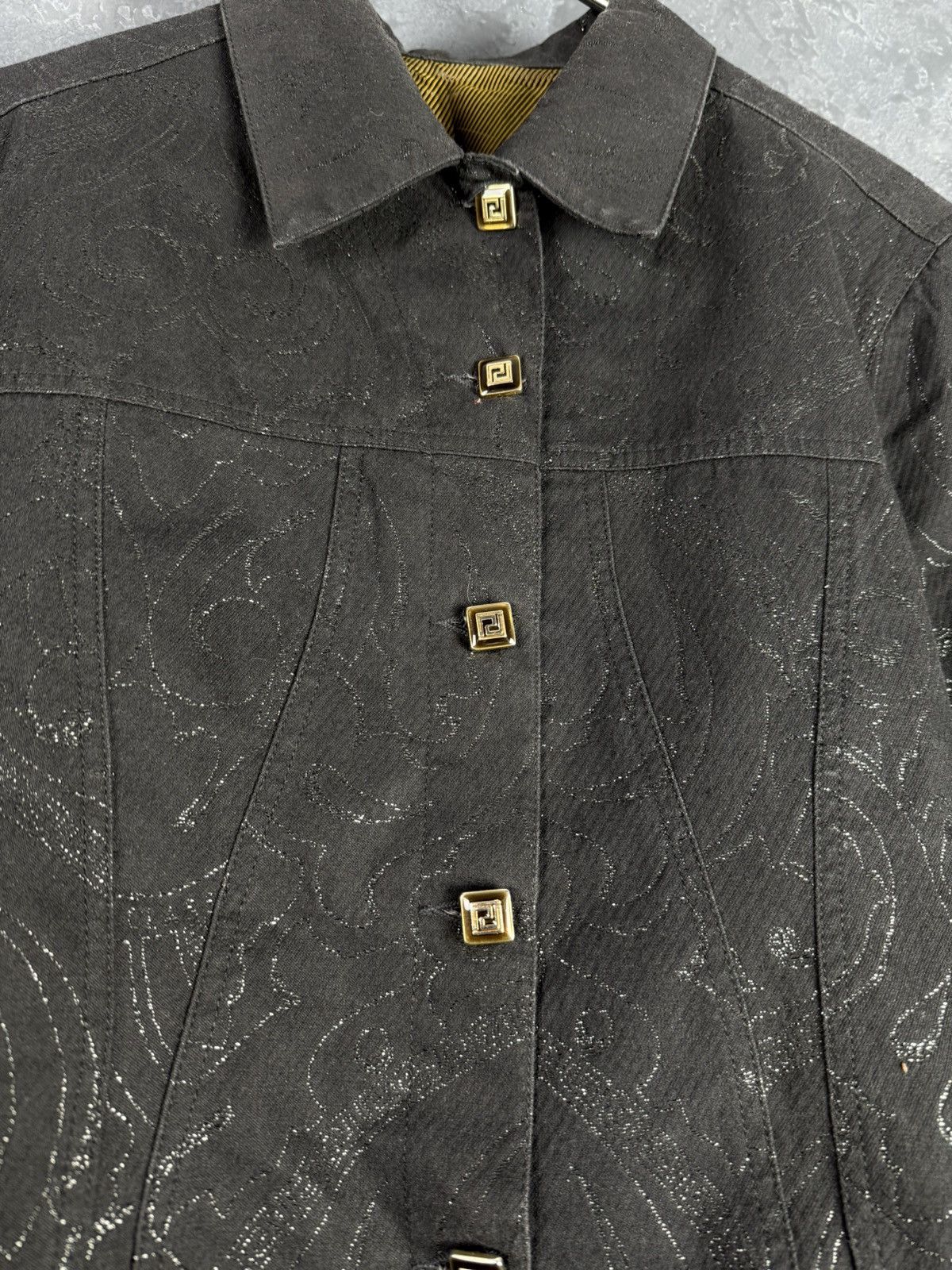 Versace × Vintage Versace Classic V2 Vintage 90s Women’s Black Jacket Size 46 Size L / US 10 / IT 46 - 4 Thumbnail