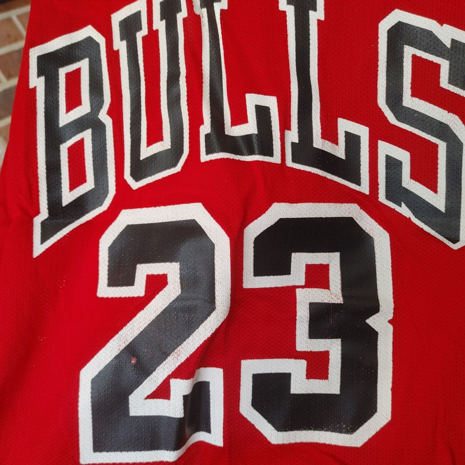 NBA Vintage Me's 40 Champion Red Chicago Bulls Jordan #23 Jersey Size US L / EU 52-54 / 3 - 3 Thumbnail