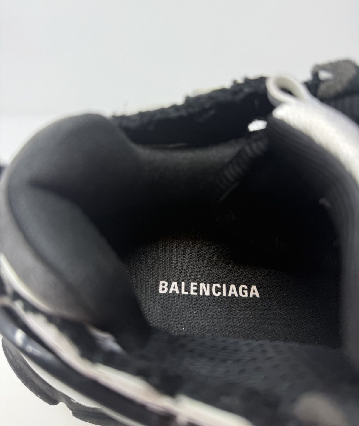 Balenciaga Balenciaga Runner Sneaker Black/White Size US 8 / EU 41 - 8 Thumbnail