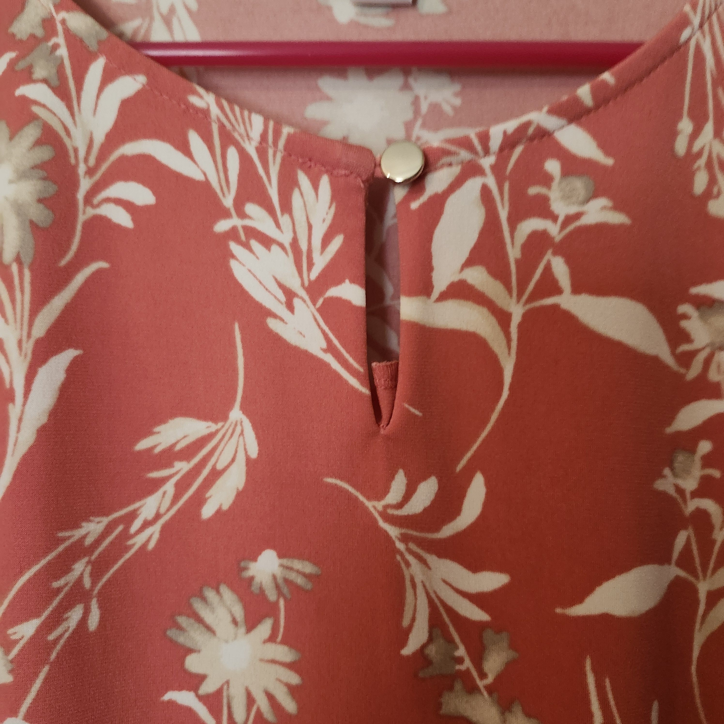 Calvin Klein Calvin Klein Women's Coral Floral Knit Blouse Top Size S Size S / US 4 / IT 40 - 4 Thumbnail
