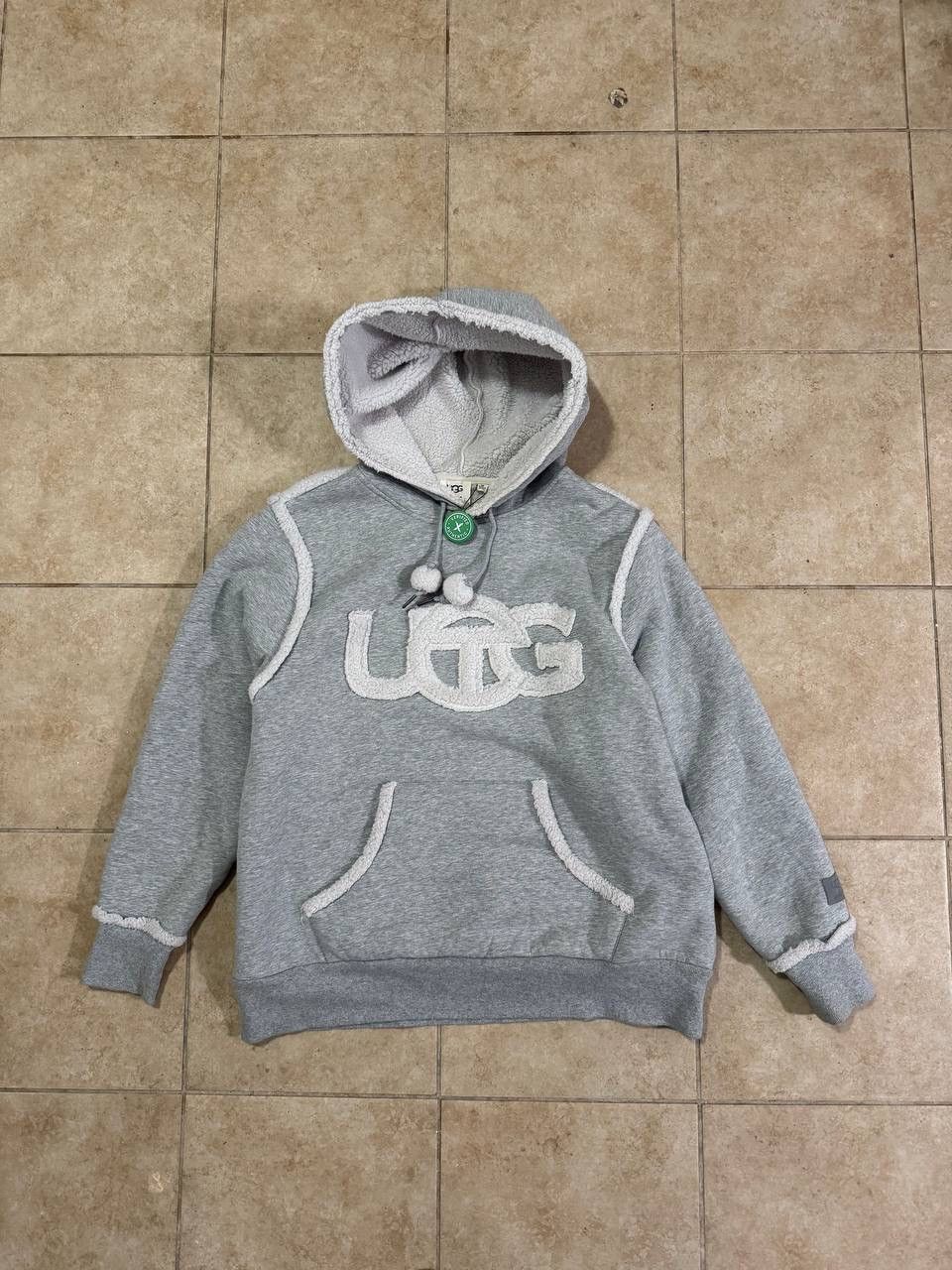 Telfar × Ugg UGG x TELFAR Shearling Hoodie - Grey size M logo Pom poms Size US M / EU 48-50 / 2 - 3 Thumbnail