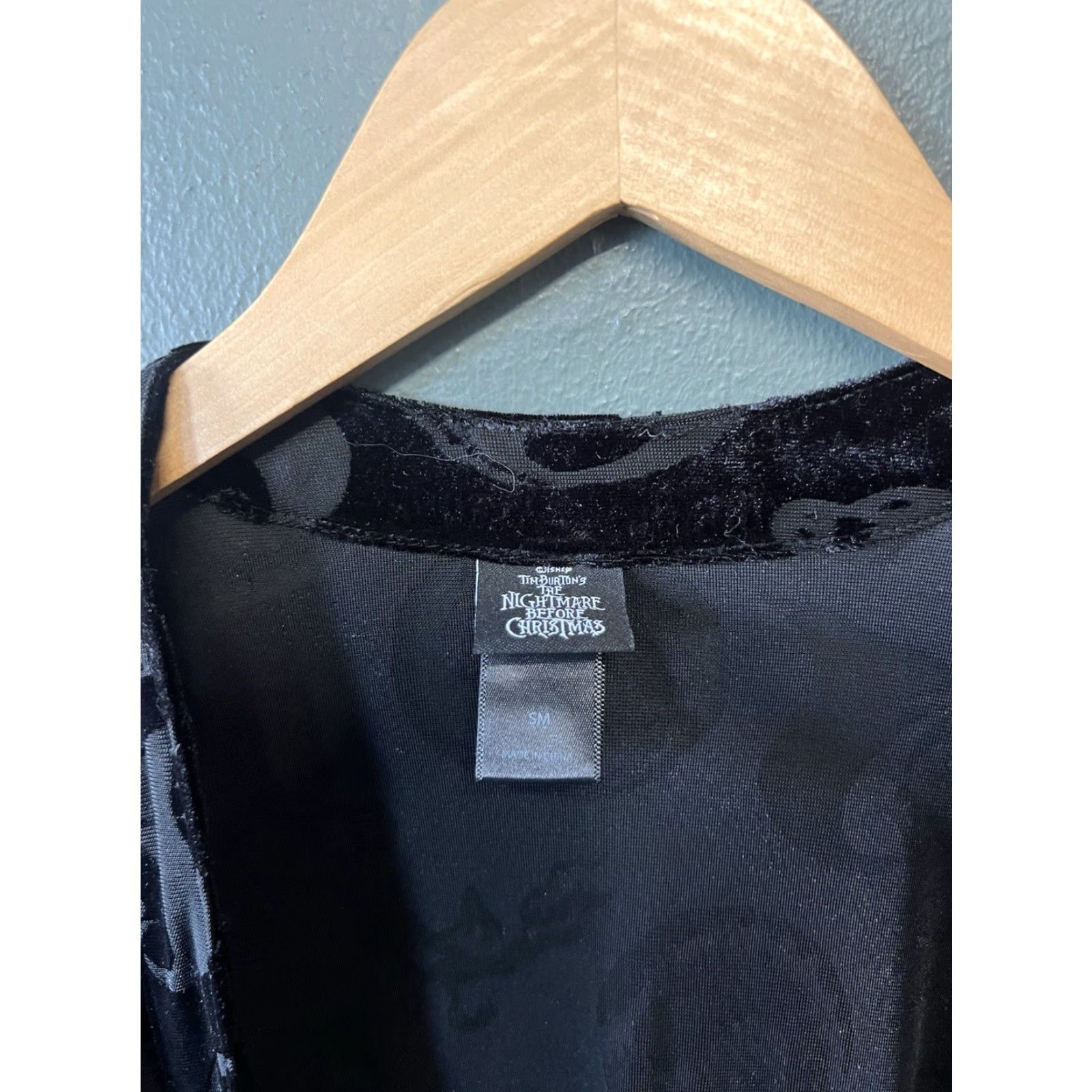 Disney VINTAGE Nightmare Before Christmas Womens Black Velour Open Front Cardigan Size Small Size S / US 4 / IT 40 - 3 Thumbnail