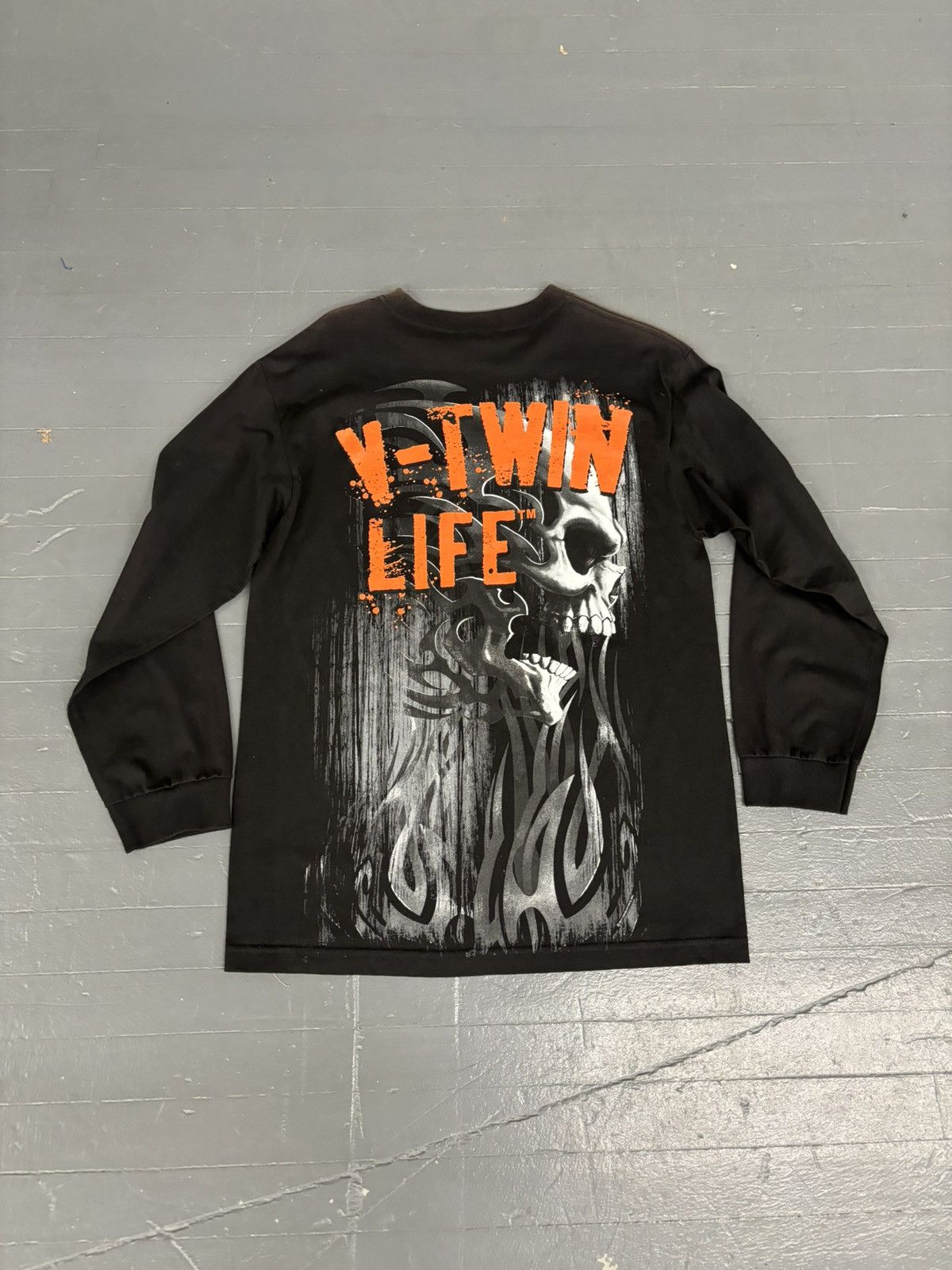 Vintage Vintage Hot Leather biker flame skull tee Y2K Size US M / EU 48-50 / 2 - 2 Thumbnail