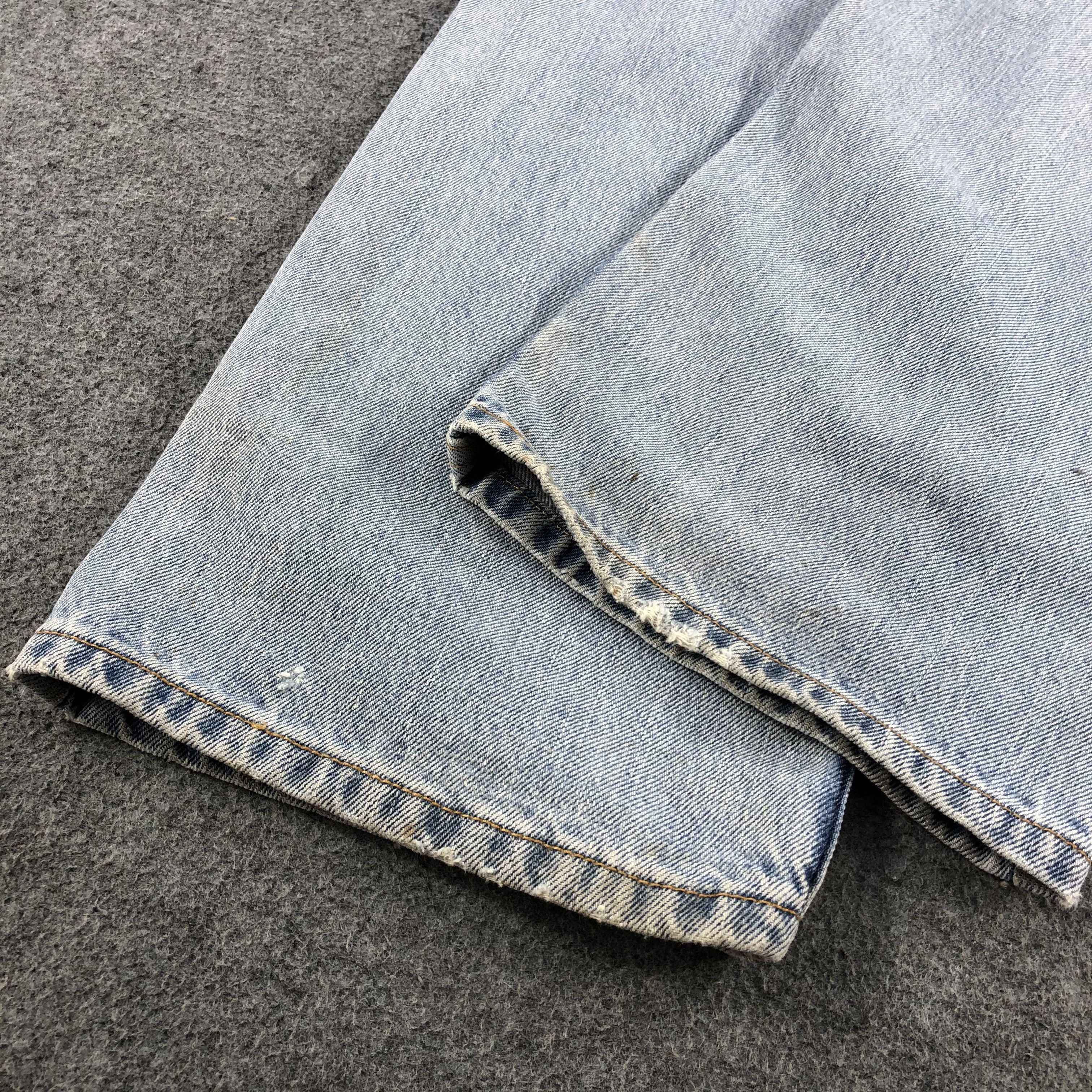 Levi's Vintage Light Wash Levis 505 Jeans-J1625 Size US 35 - 6 Thumbnail
