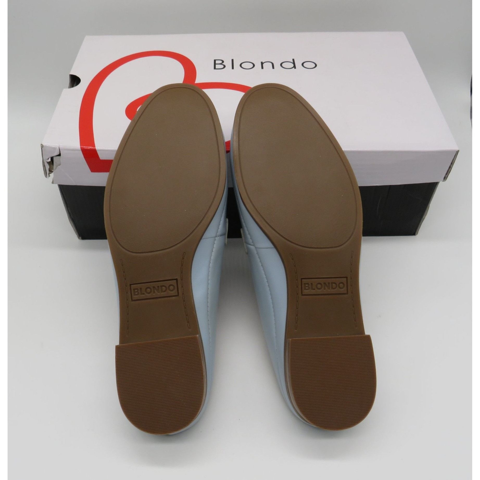 Blondo Blondo Women's Bryce Water-Resistant Light Blue Leather Loaf Size US 5.5 / IT 35.5 - 7 Thumbnail