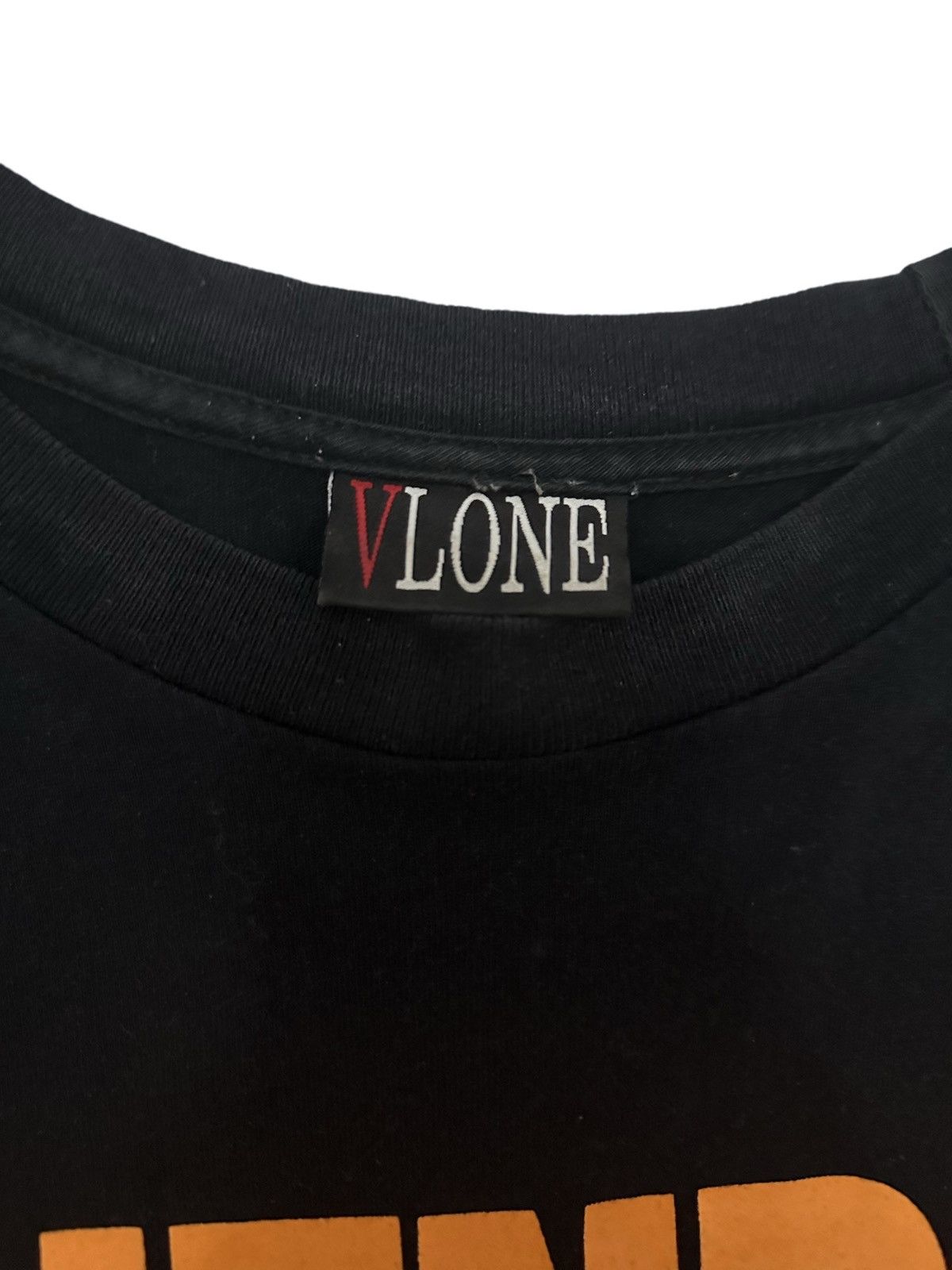 Vintage × Vlone OG Vlone Friends long sleeve tee Size US L / EU 52-54 / 3 - 7 Thumbnail