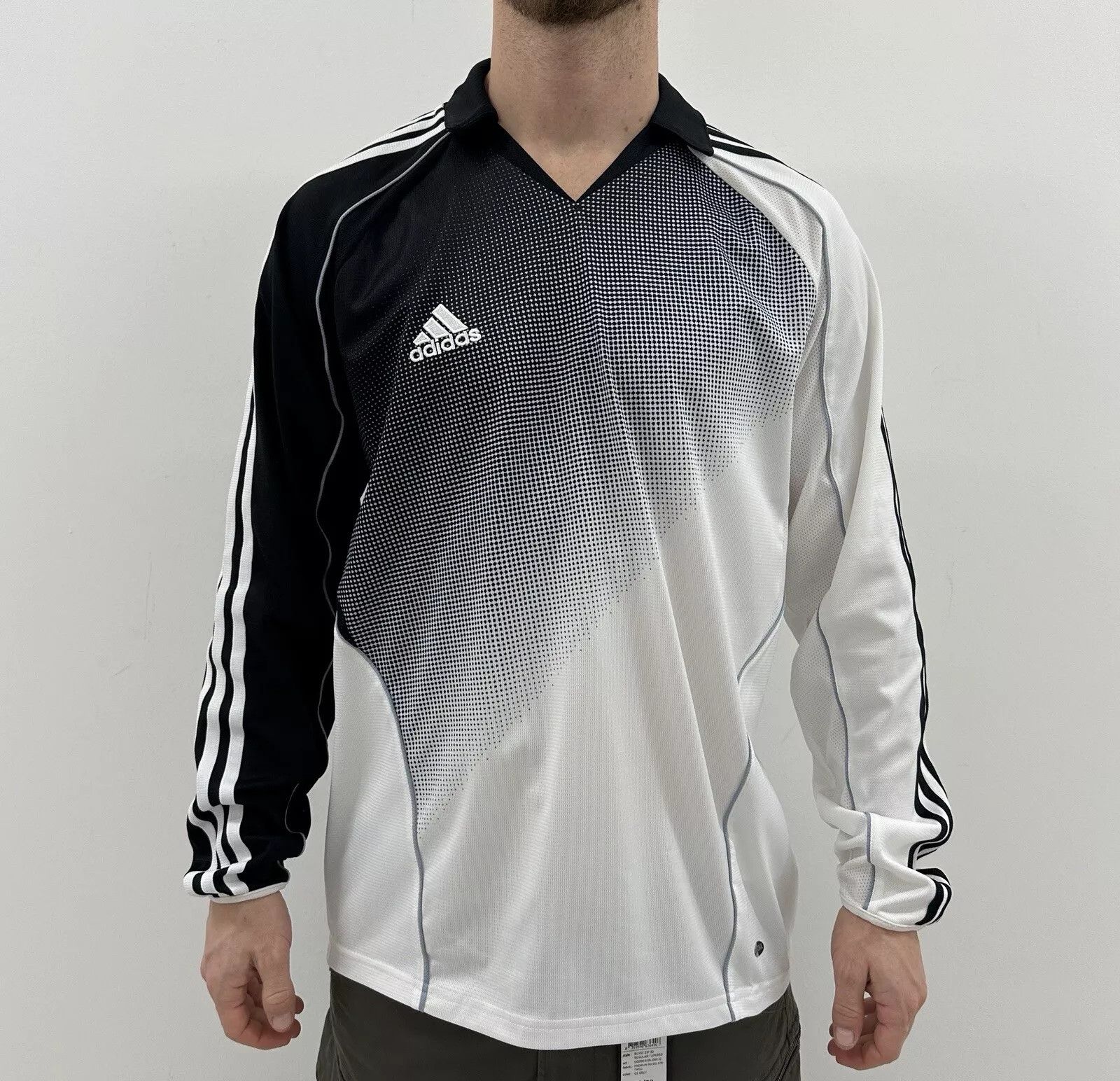 Gosha Rubchinskiy X Adidas ゲームシャツ Lサイズ Gosha Rubchinskiy x adidas Second FW17 collection - SoccerBible