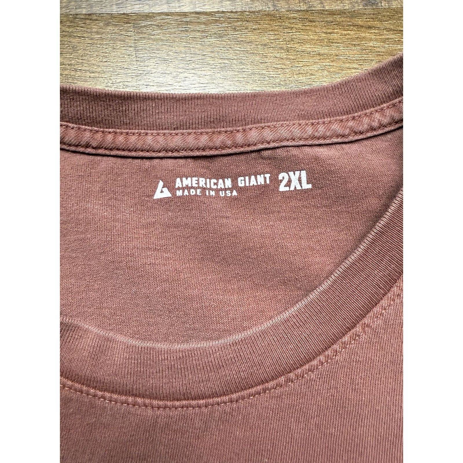 Vintage American Giant Mens Cotton Crew Neck T-Shirt 2XL Brick Red Logo USA Shirt Boys Mens Womens Size US XXL / EU 58 / 5 - 4 Thumbnail
