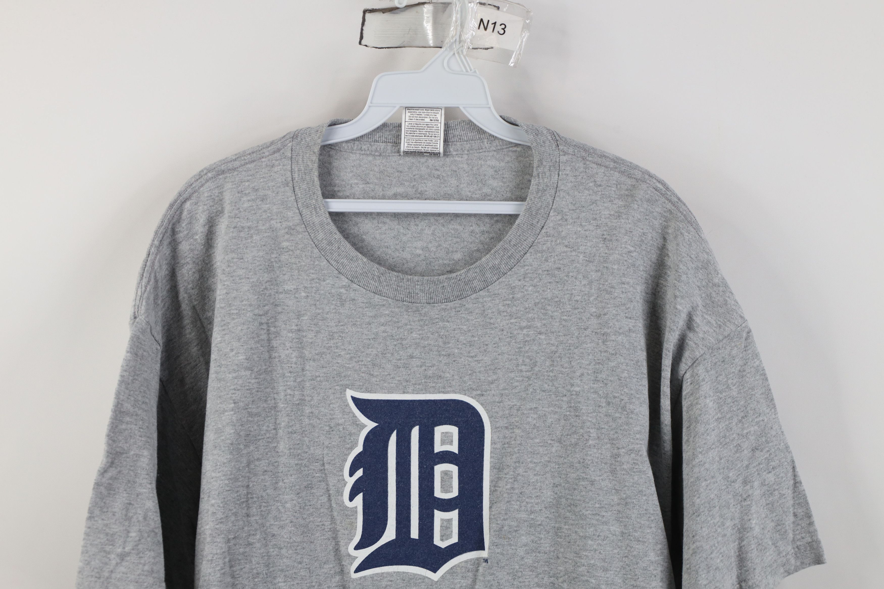 Vintage Vintage Y2K Old English D Tigers Short Sleeve T-Shirt Size US XL / EU 56 / 4 - 2 Thumbnail