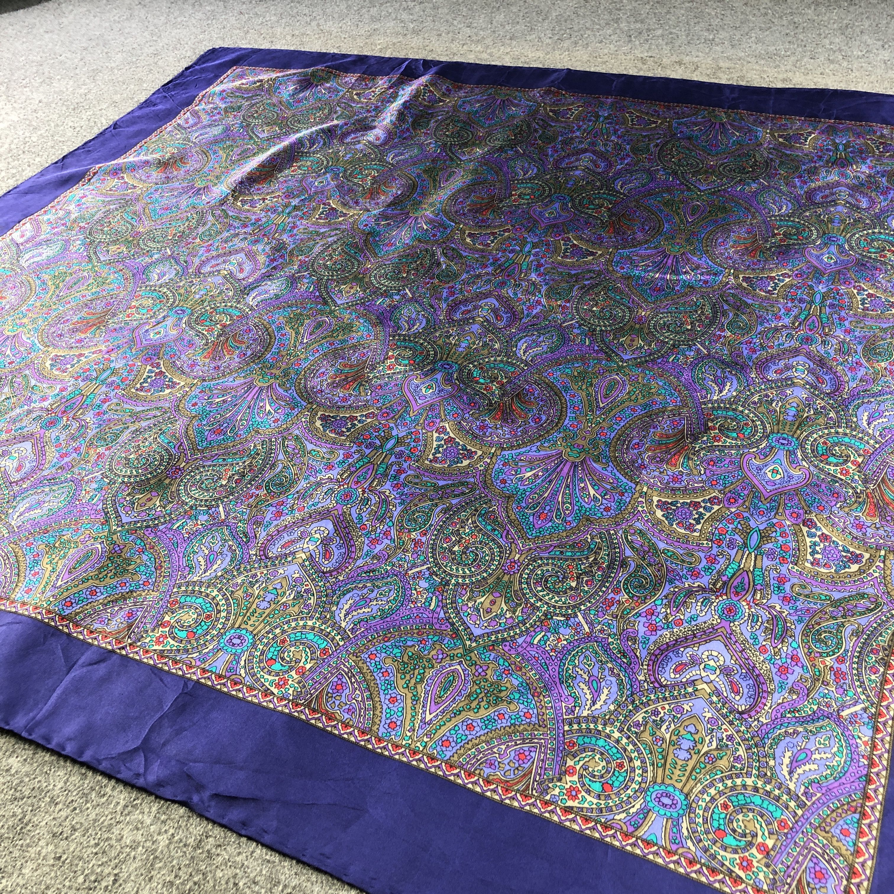 Vintage Vintage Luxury Paisley Hand Rolled Silk Scarf M1279 Size ONE SIZE - 3 Thumbnail
