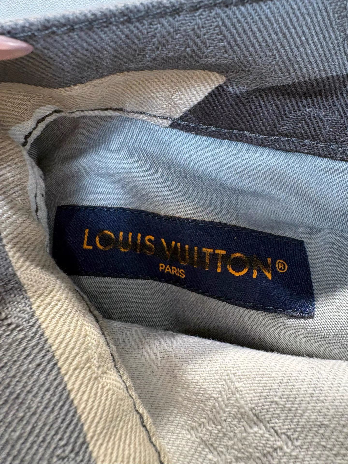 Louis Vuitton Louis Vuitton Camouflage Figure Print Pants K36 Size US 33 - 3 Thumbnail