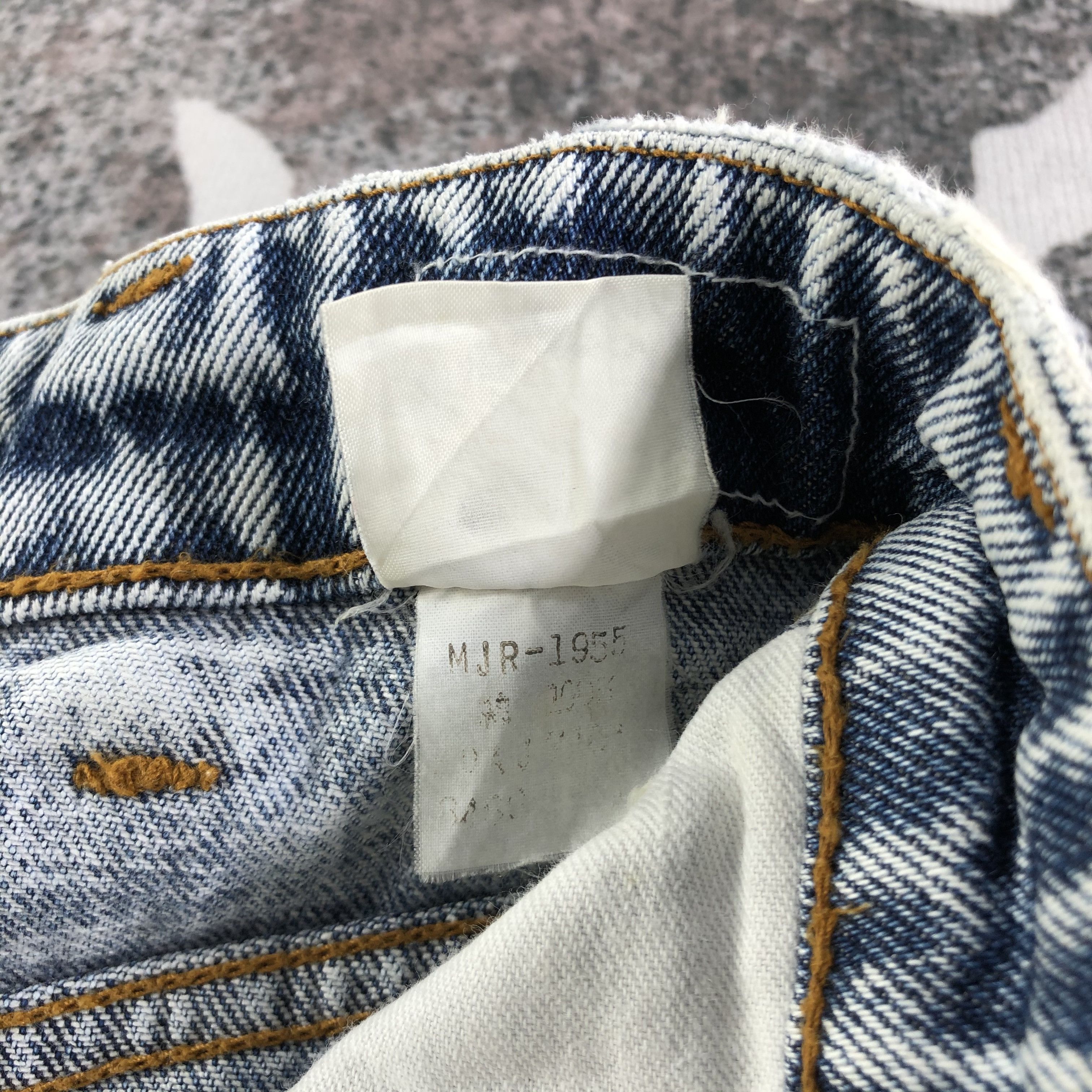 Vintage Vintage Wrangler Stone Wash Jeans KJ1978 Size US 30 / EU 46 - 9 Thumbnail