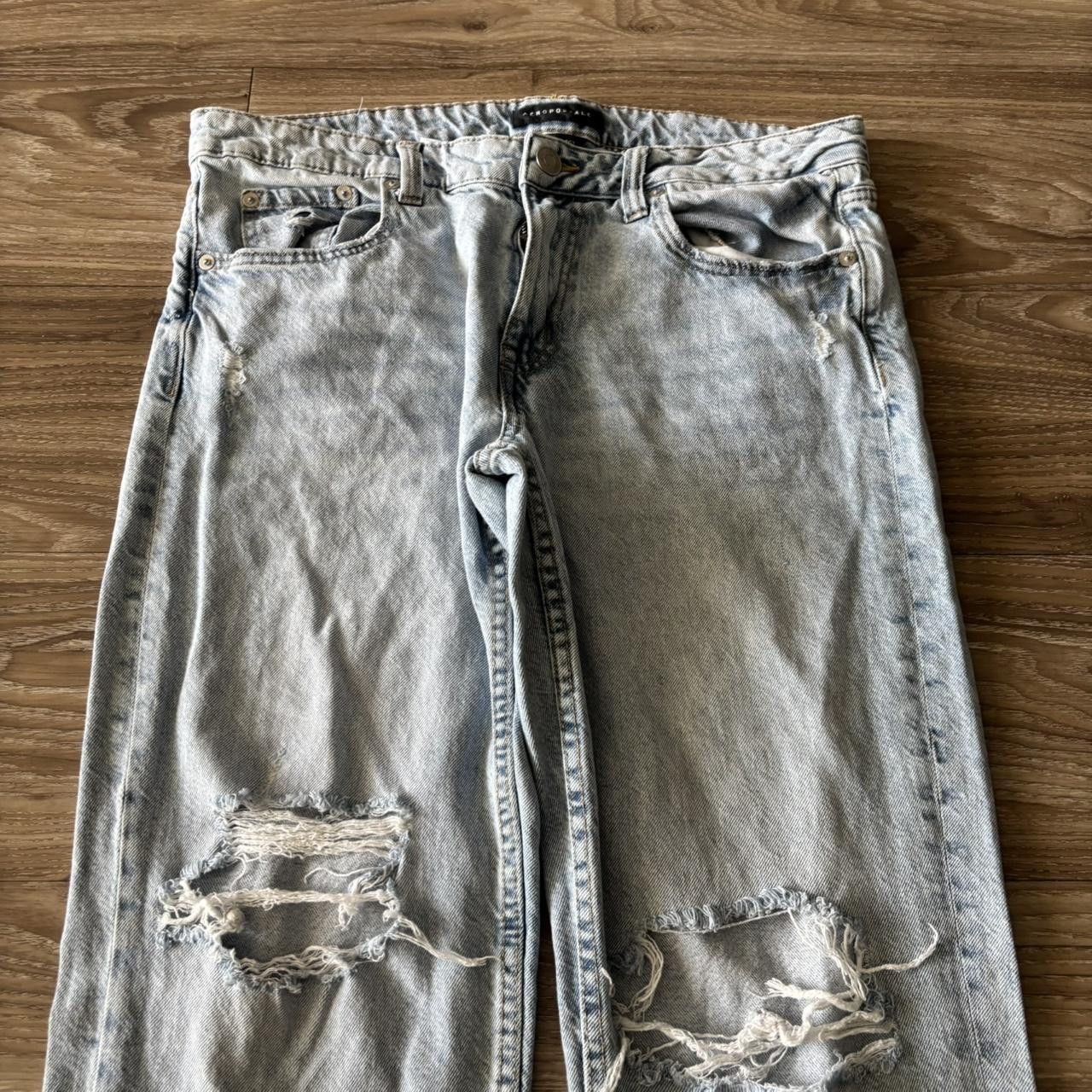 Aeropostale Crazy Vintage Y2K/2000s Aeropostale Light Wash Low Rise Baggy Denim Jeans! 33x31 Size US 33 - 5 Thumbnail