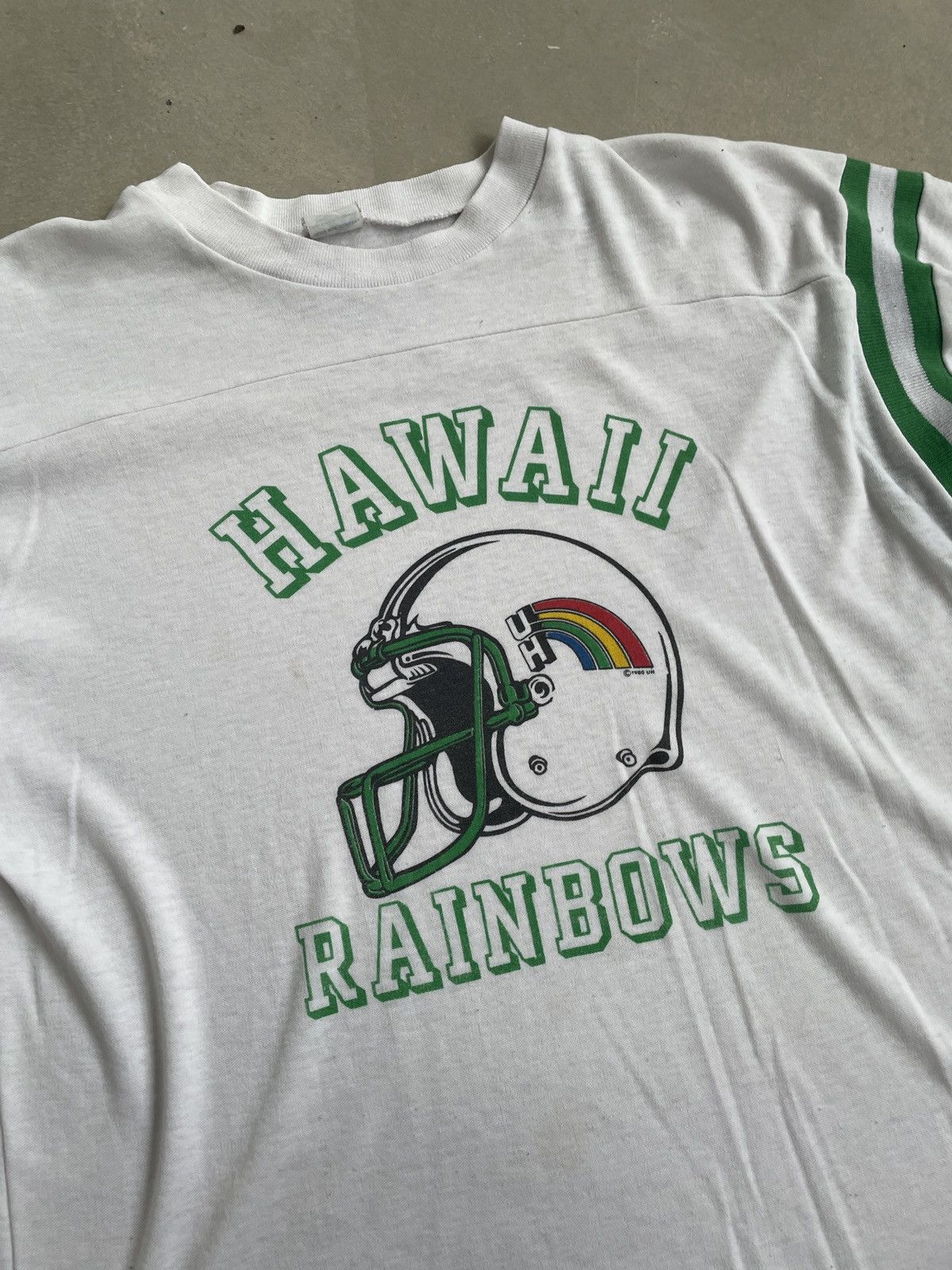Vintage VINTAGE 80s HAWAII RAINBOWS FOOTBALL TEE Size US M / EU 48-50 / 2 - 2 Thumbnail