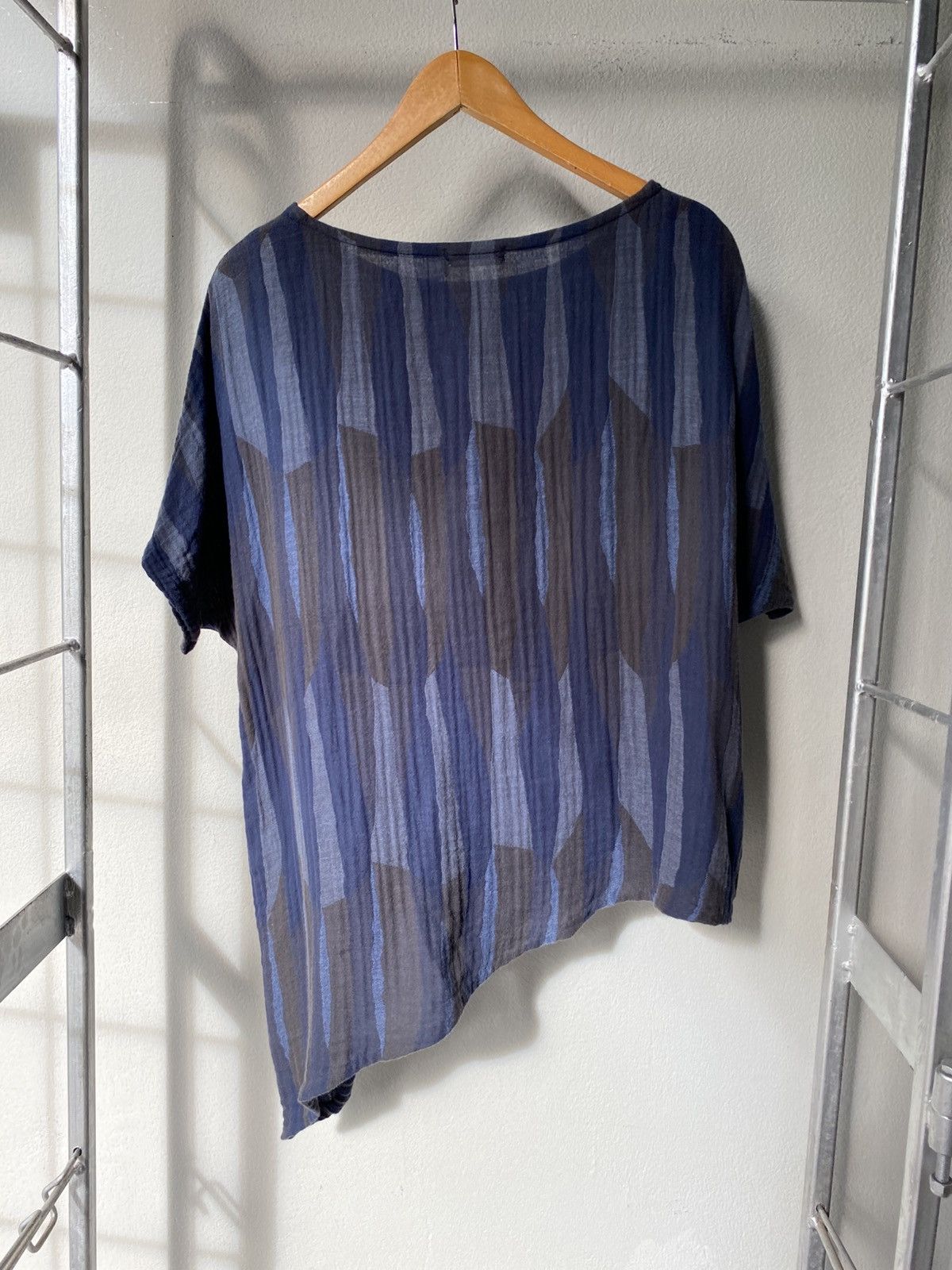 Playstation Plantation Blue Striped Asymmetrical Top Size L / US 10 / IT 46 - 2 Thumbnail