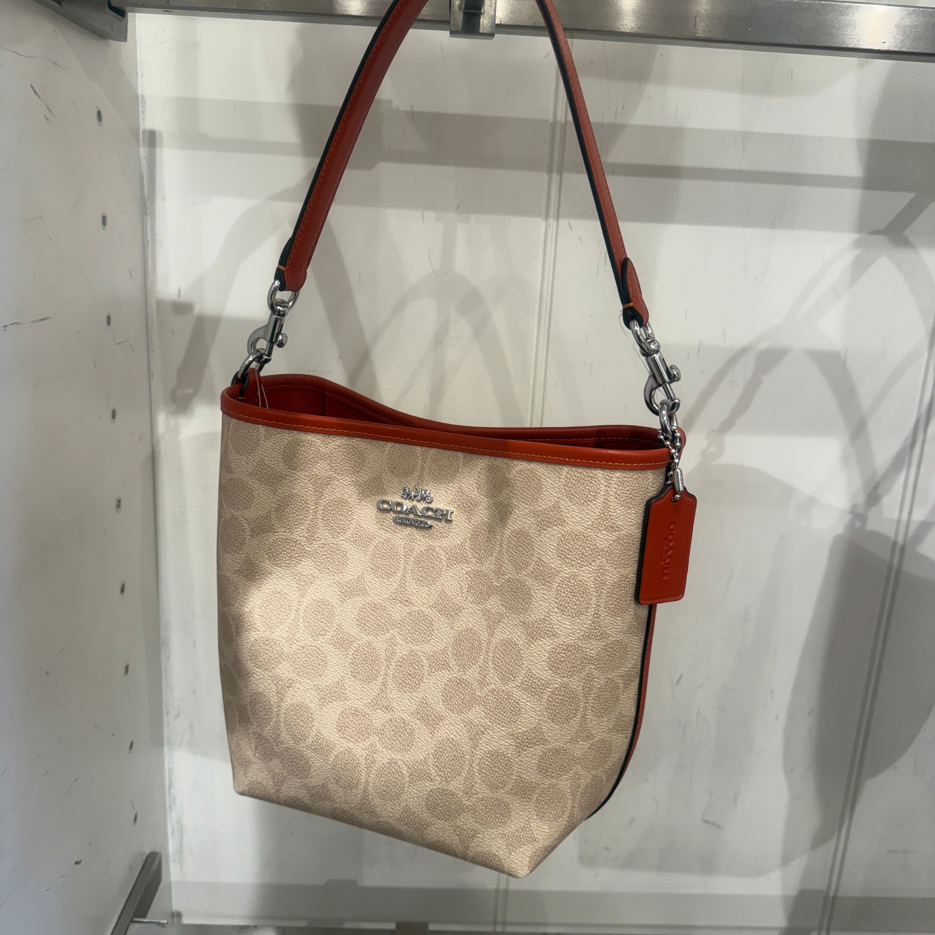 coach City Bucket Bag In Signature Canvas ct800