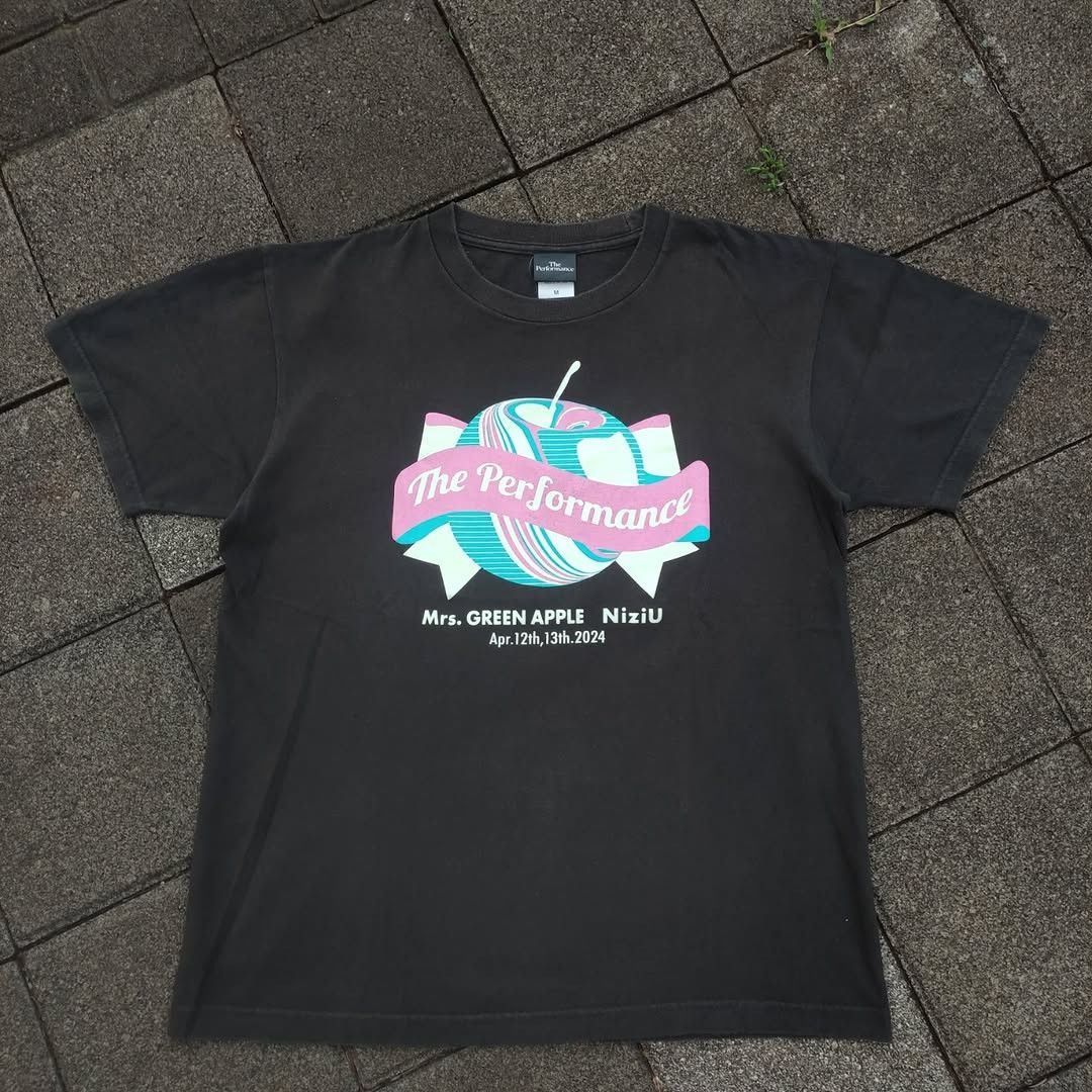 Band Tees Mrs. Green Apple x Niziu Live 2024 Japan Band Tee Size US M / EU 48-50 / 2 - 1 Thumbnail