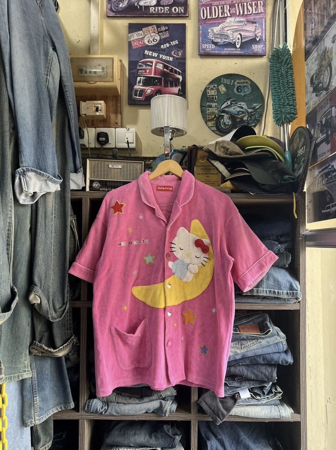 Cartoon Network 🔥Hello Kitty Velvet Shirt Size US M / EU 48-50 / 2 - 2 Thumbnail