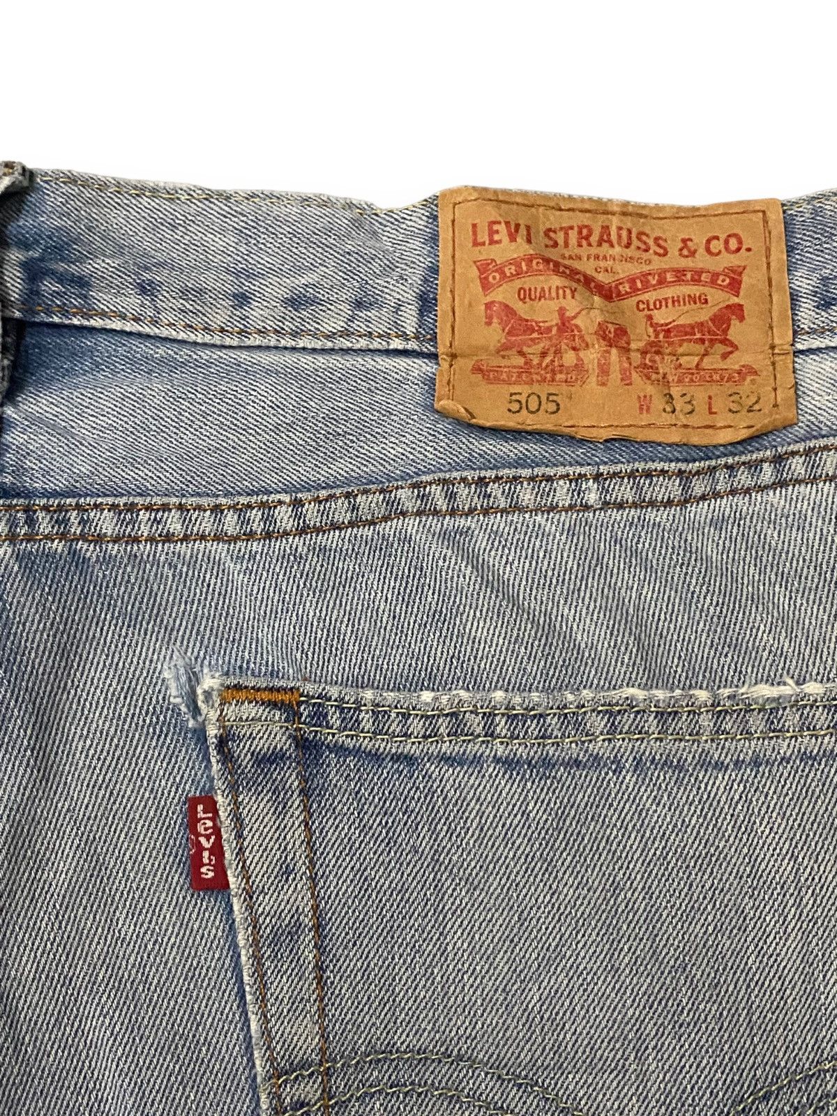 Levi's × Levi's Vintage Clothing Vintage Levis 505 Japan Button 3937 Faded Blue Regular Fit Size US 33 - 13 Thumbnail