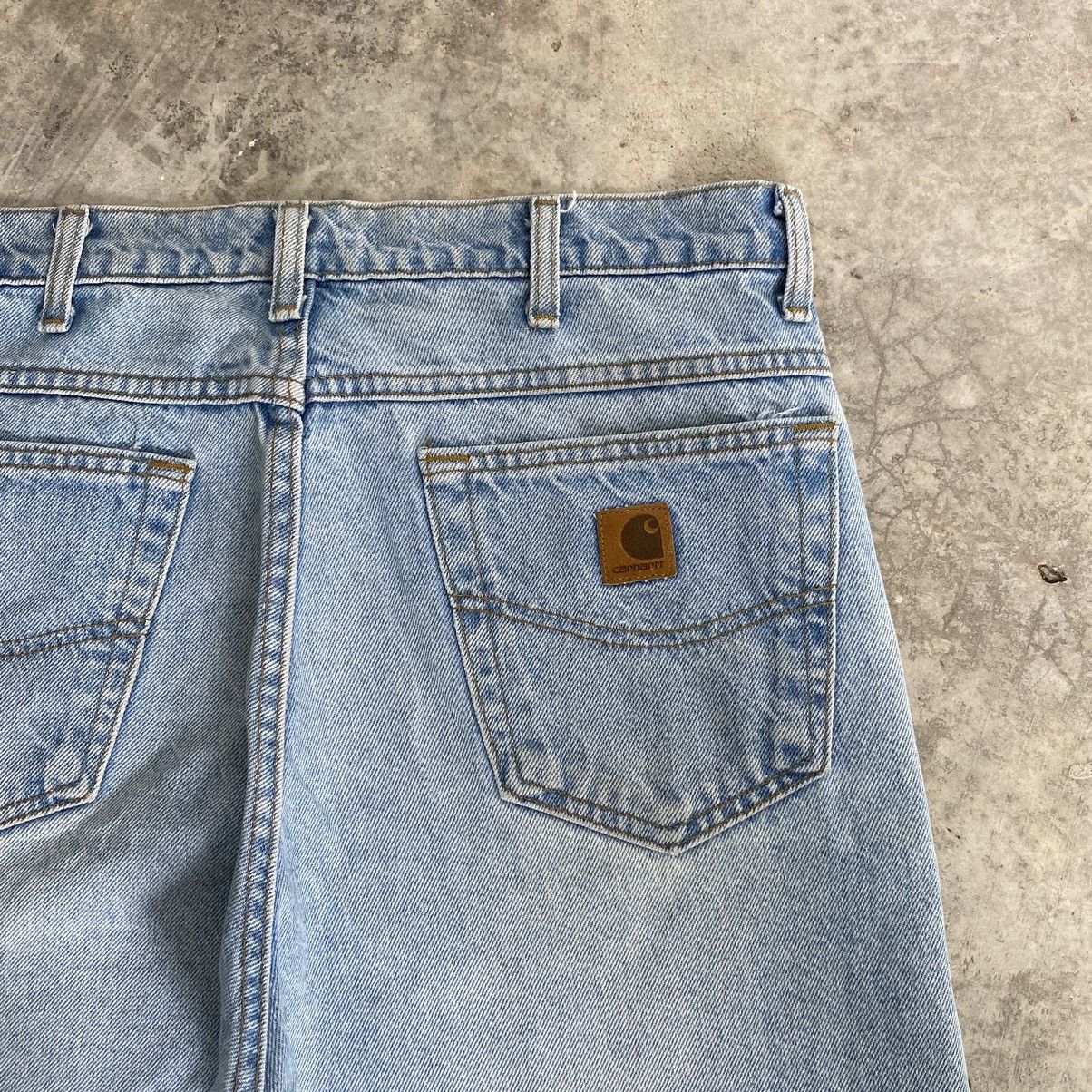 Carhartt Vintage Carhartt Relaxed Fit Pale Blue Denim Jeans Size US 34 / EU 50 - 18 Thumbnail