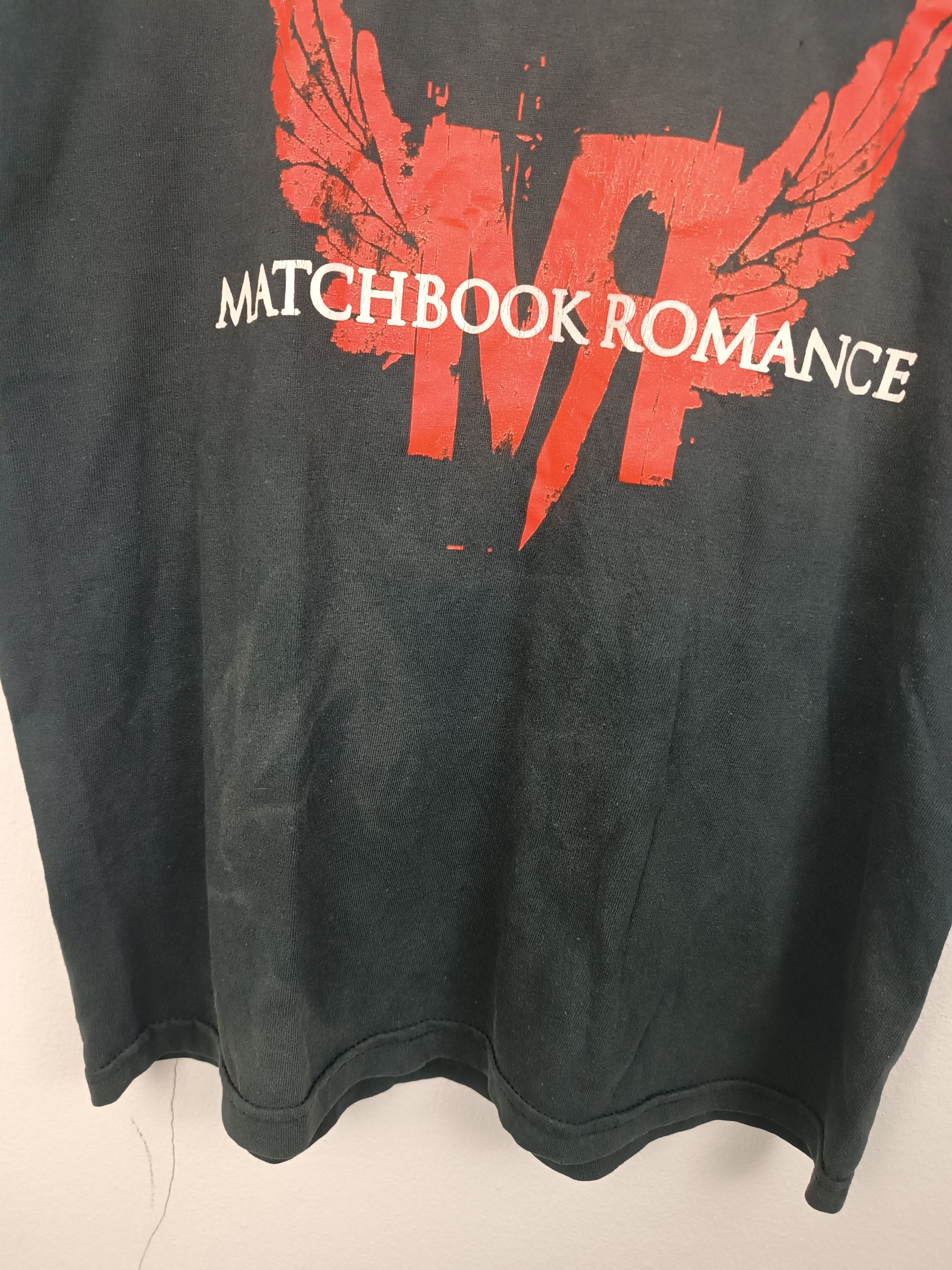 Band Tees THRASHED FADED VINTAGE 2000s MATCHBOX ROMANCE CROP y2k rufio Size US M / EU 48-50 / 2 - 8 Thumbnail