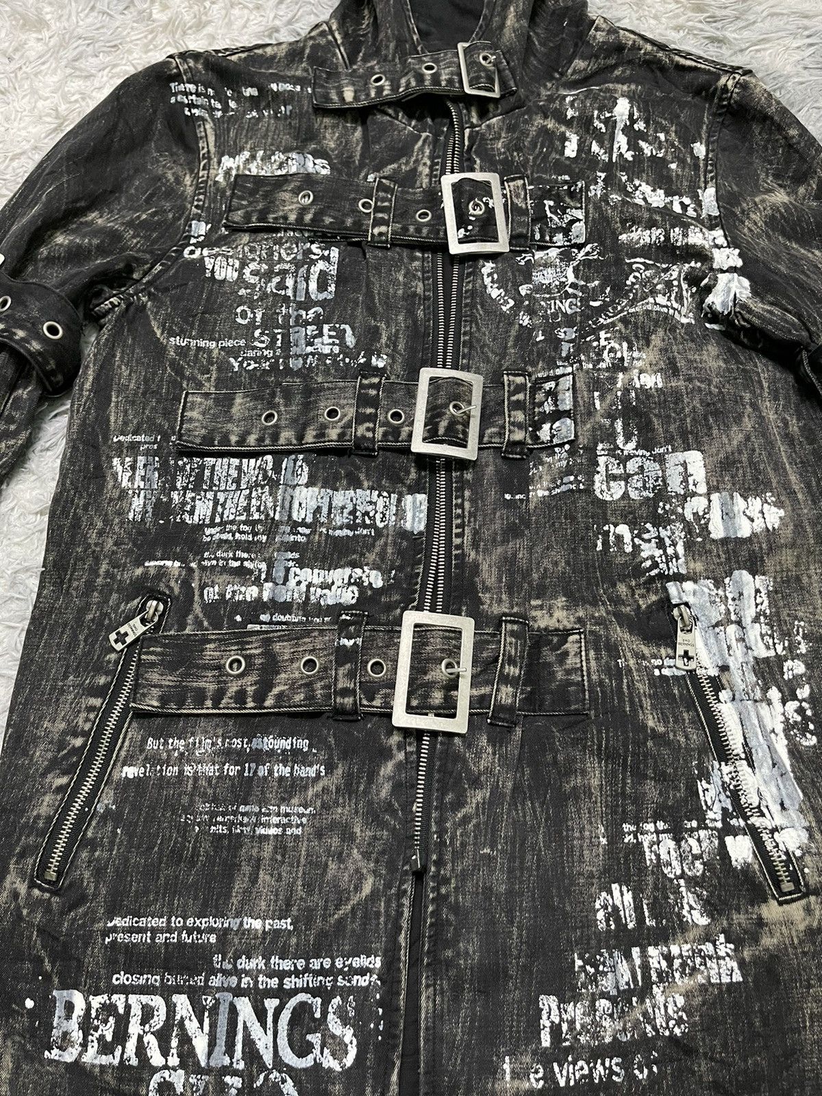 If Six Was Nine 1990s BERNING SHO DENIM JACKET BONDAGE RARE DESIGN Size US M / EU 48-50 / 2 - 9 Thumbnail