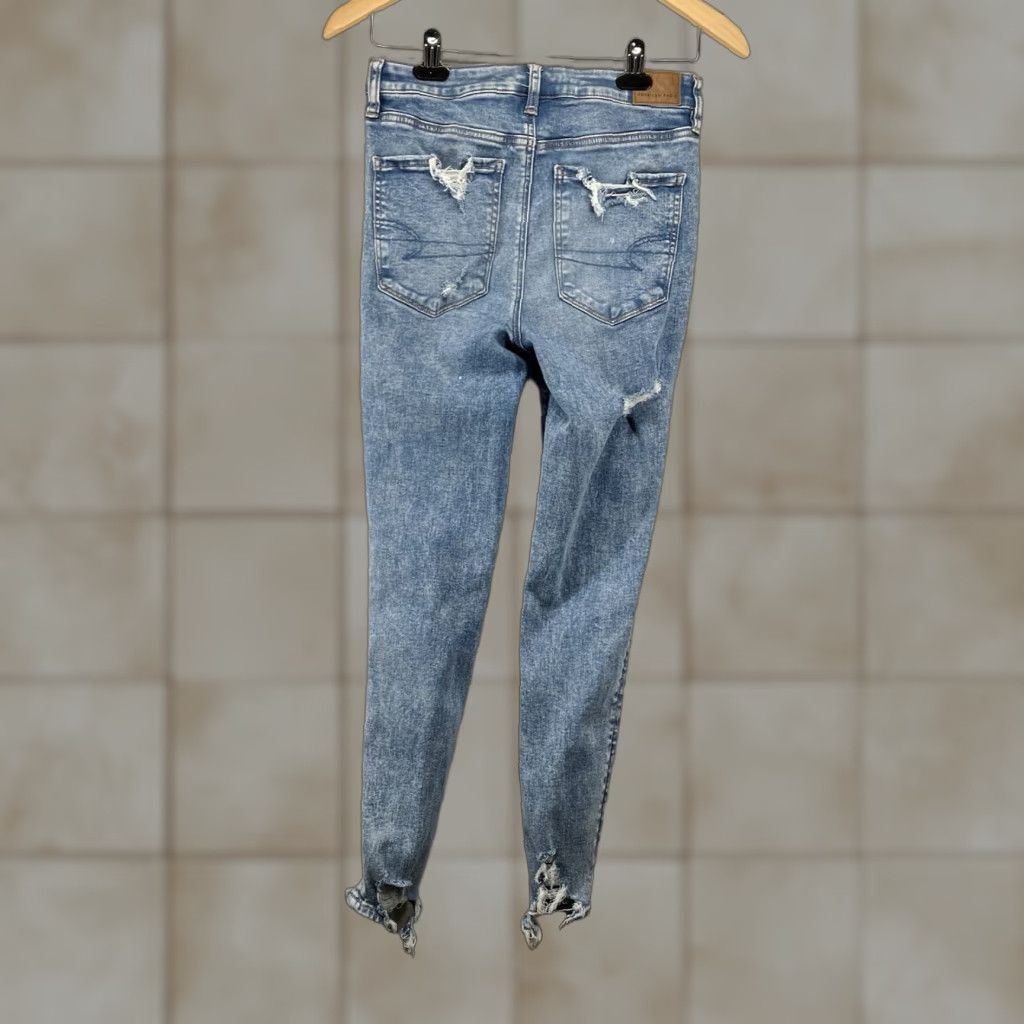 American Eagle Outfitters American Eagle Outfitters Jeggings Women 6 Short Distressed Blue Next Level Stretch Super Hi Rise 5-Pocket Design Size 28" / US 6 / IT 42 - 1 Thumbnail