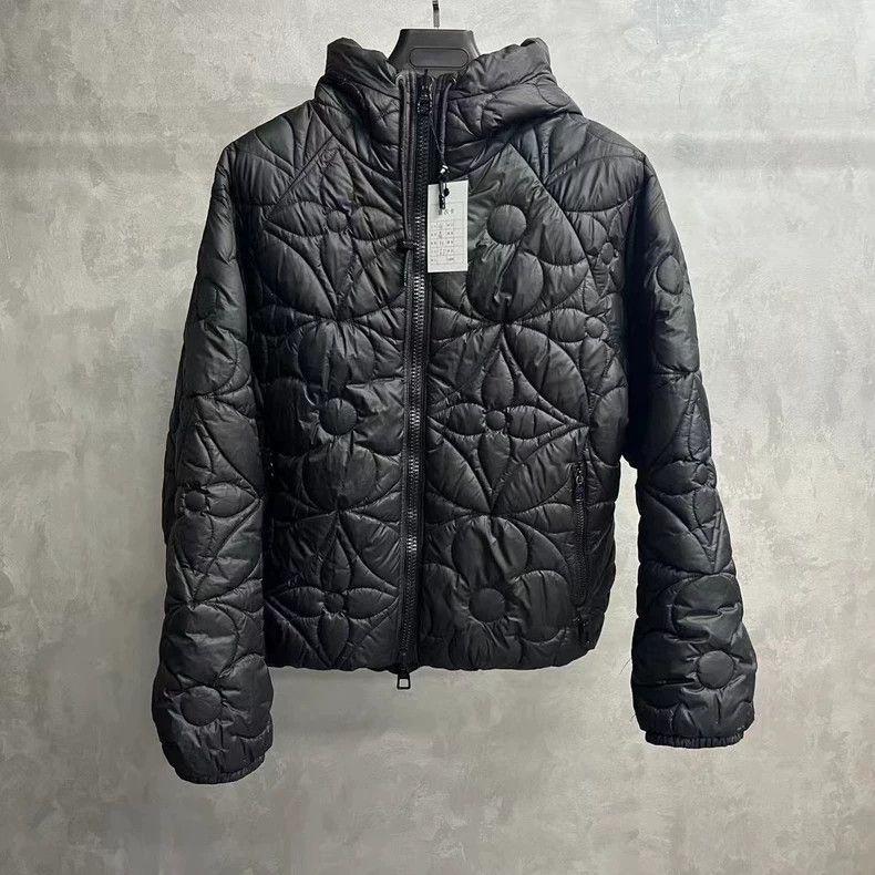 Louis Vuitton フード付きジャンパー L ダークグレー Louis Vuitton Louis Vuitton Black Floral Quilted Jacket