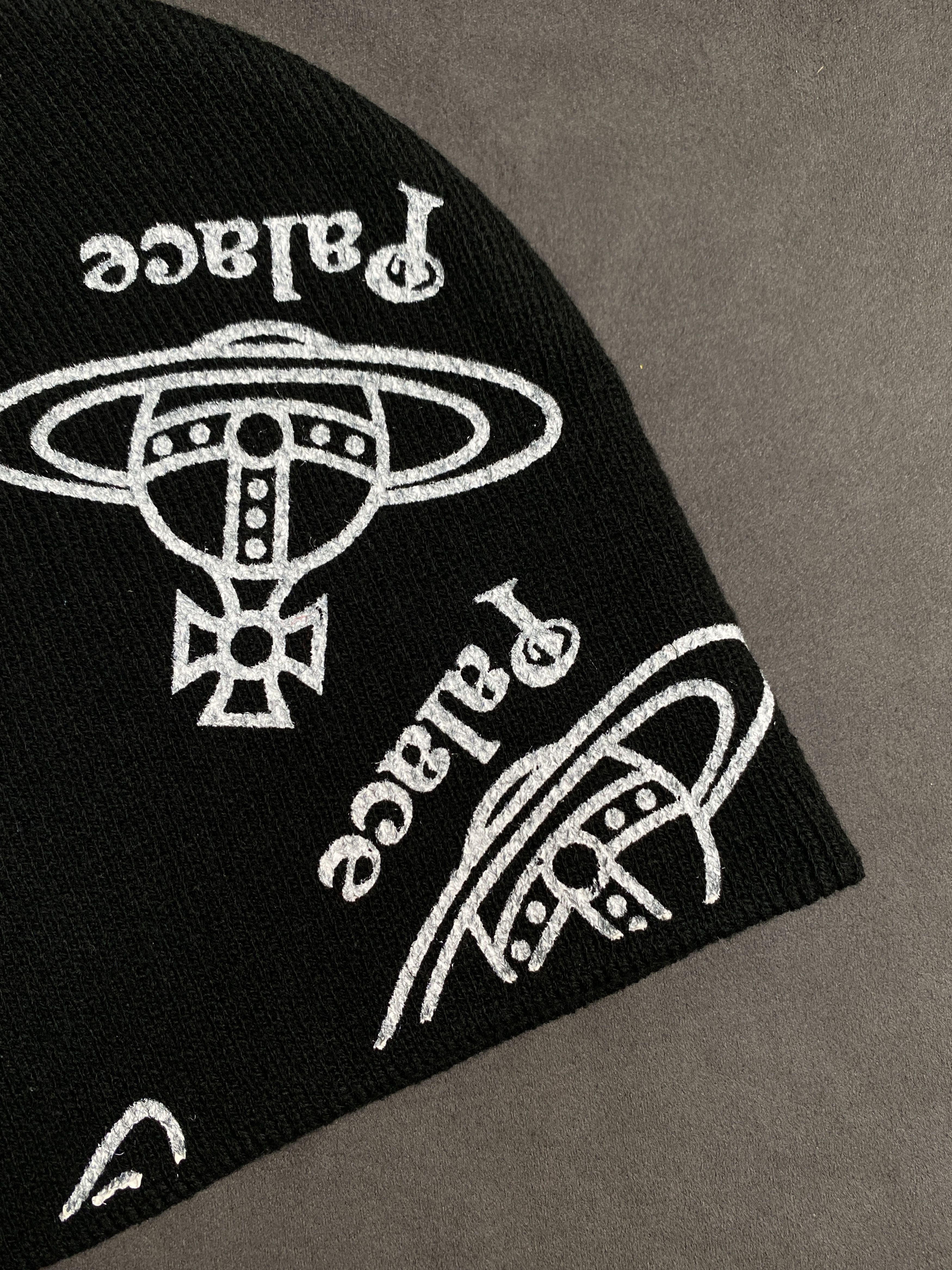 Palace × Vivienne Westwood Rare Palace x Vivienne Westwood Jersey Black No Cuff Beanie Size ONE SIZE - 4 Thumbnail