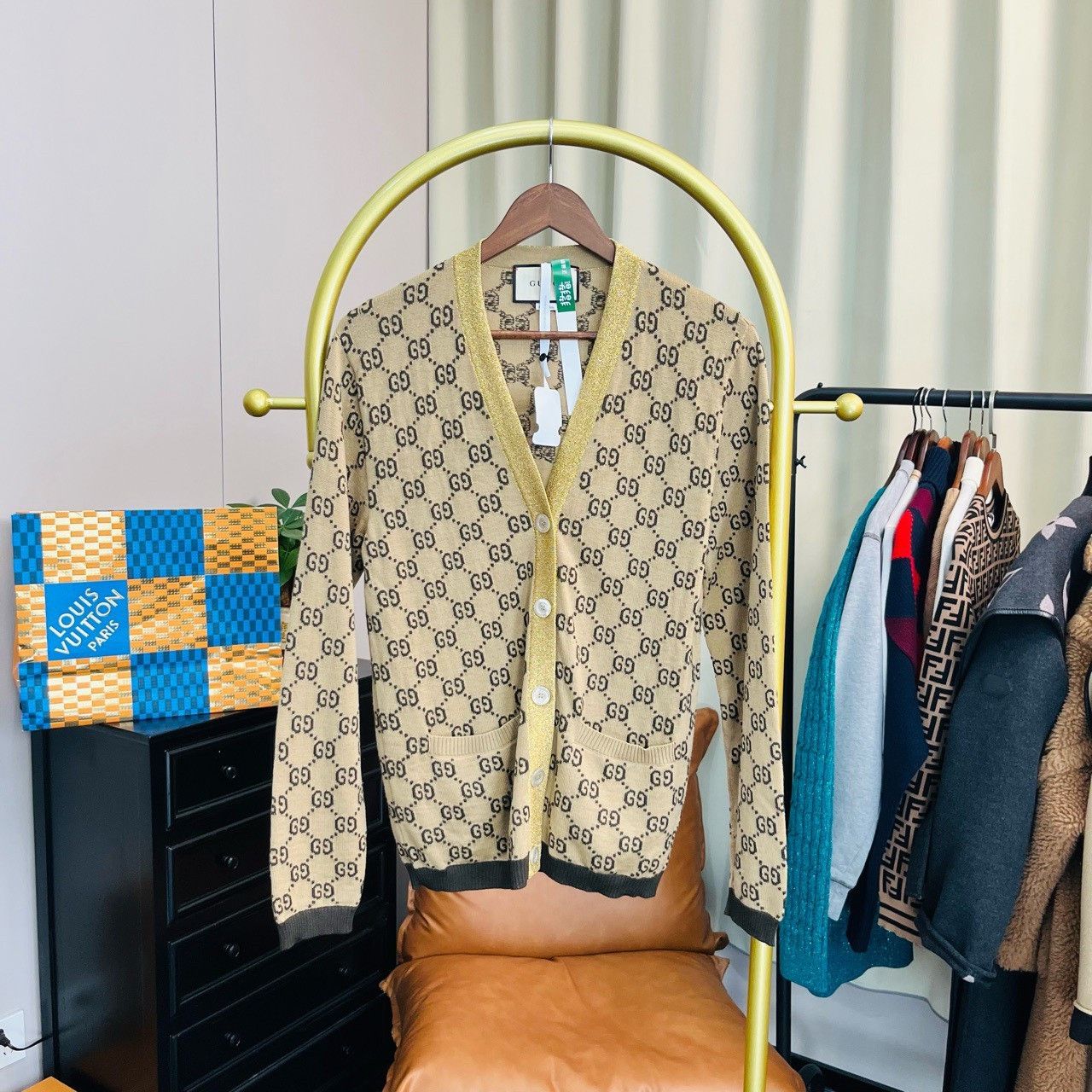 Gucci Gold full-print cardigan sweater 2501-Nextarrow