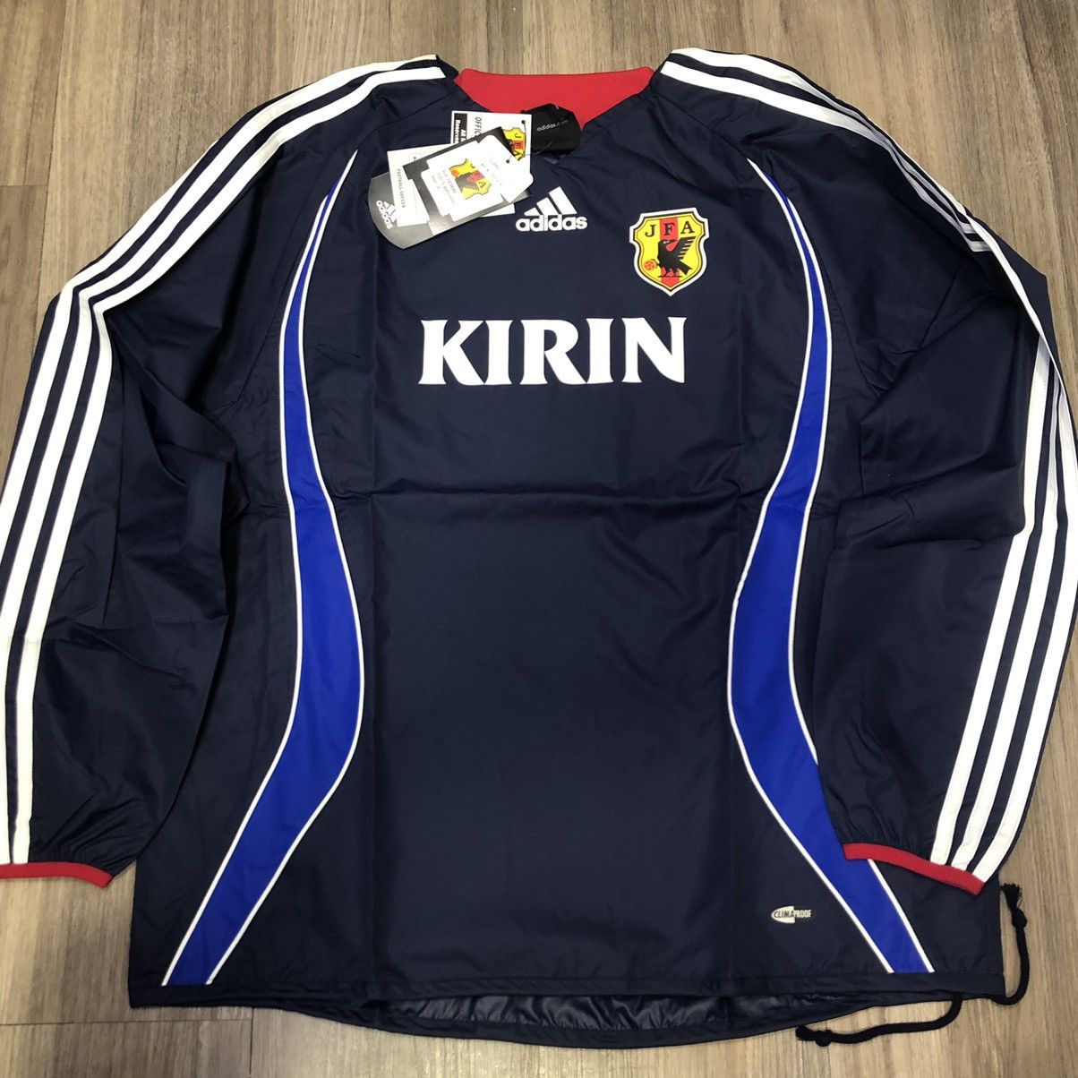 Adidas Japan 2006 training sweater (Bnwt) Size US S / EU 44-46 / 1 - 1 Thumbnail