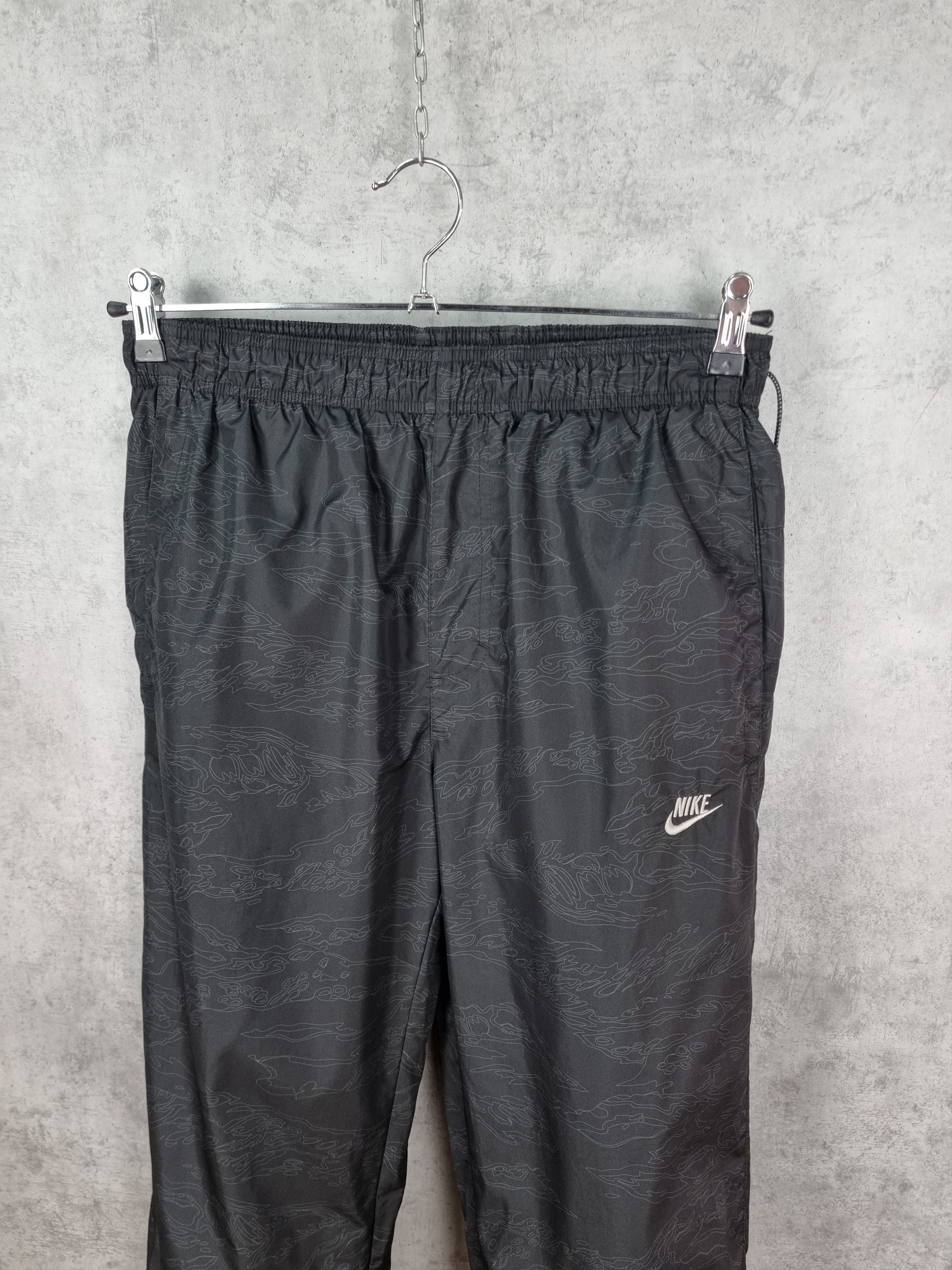 Nike × Vintage 90s Nike Abstract Lines Design Nylon Sport Pant Size US 31 - 3 Thumbnail