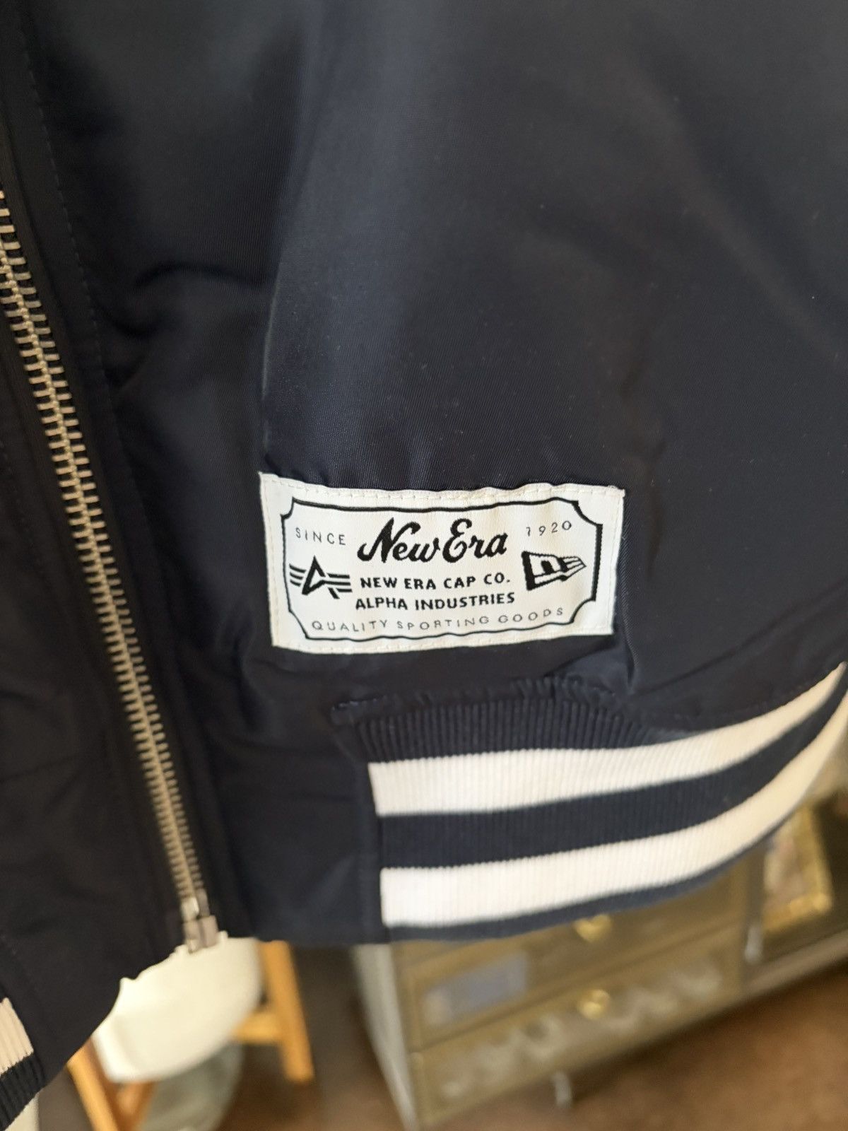 Alpha Industries × New Era Alpha Industries x New Era Astros MA-1 Bomber Jacket - XL Size US XL / EU 56 / 4 - 3 Thumbnail