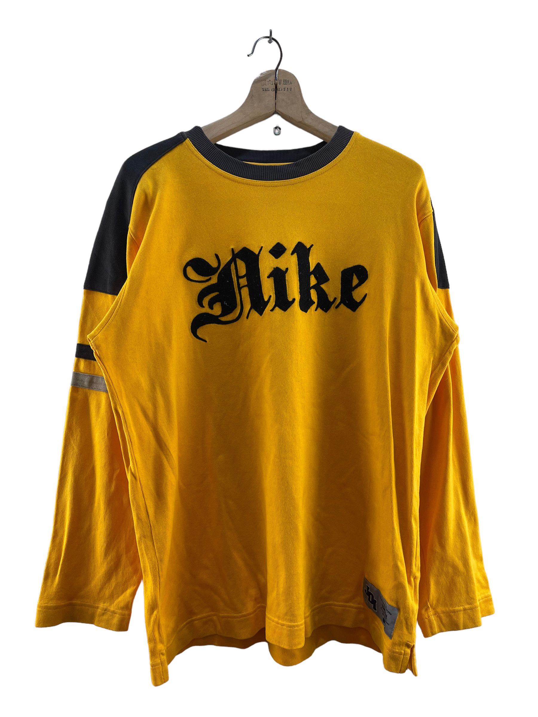 image of Vintage Nike Jdi University Sweatshirt in Yellow, Men's (Size Large)
