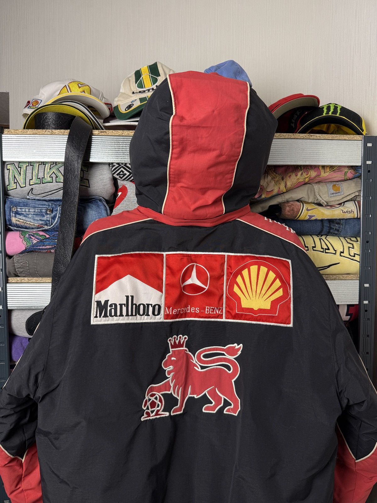 Marlboro Crazy Mercedes Marlboro Red Bull Racing Vintage Jacket Size US M / EU 48-50 / 2 - 13 Thumbnail