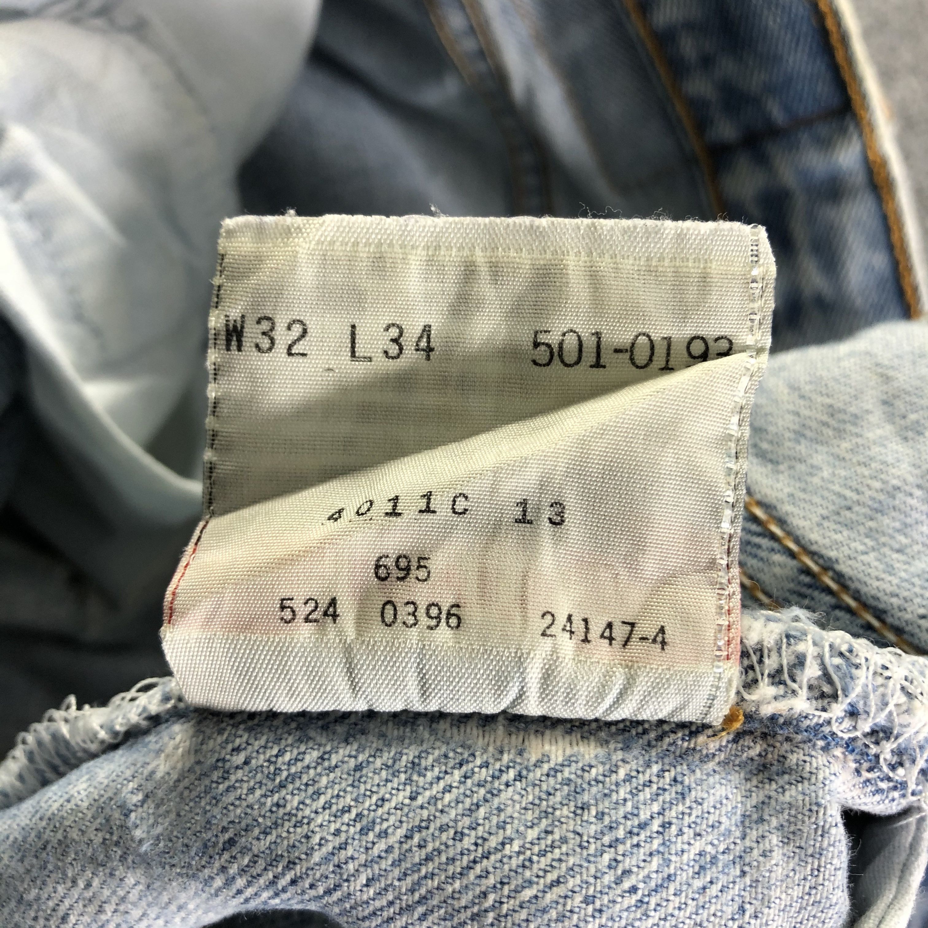 Levi's Vintage Light Wash Levis 501 Jeans-J3584 Size US 32 / EU 48 - 12 Thumbnail