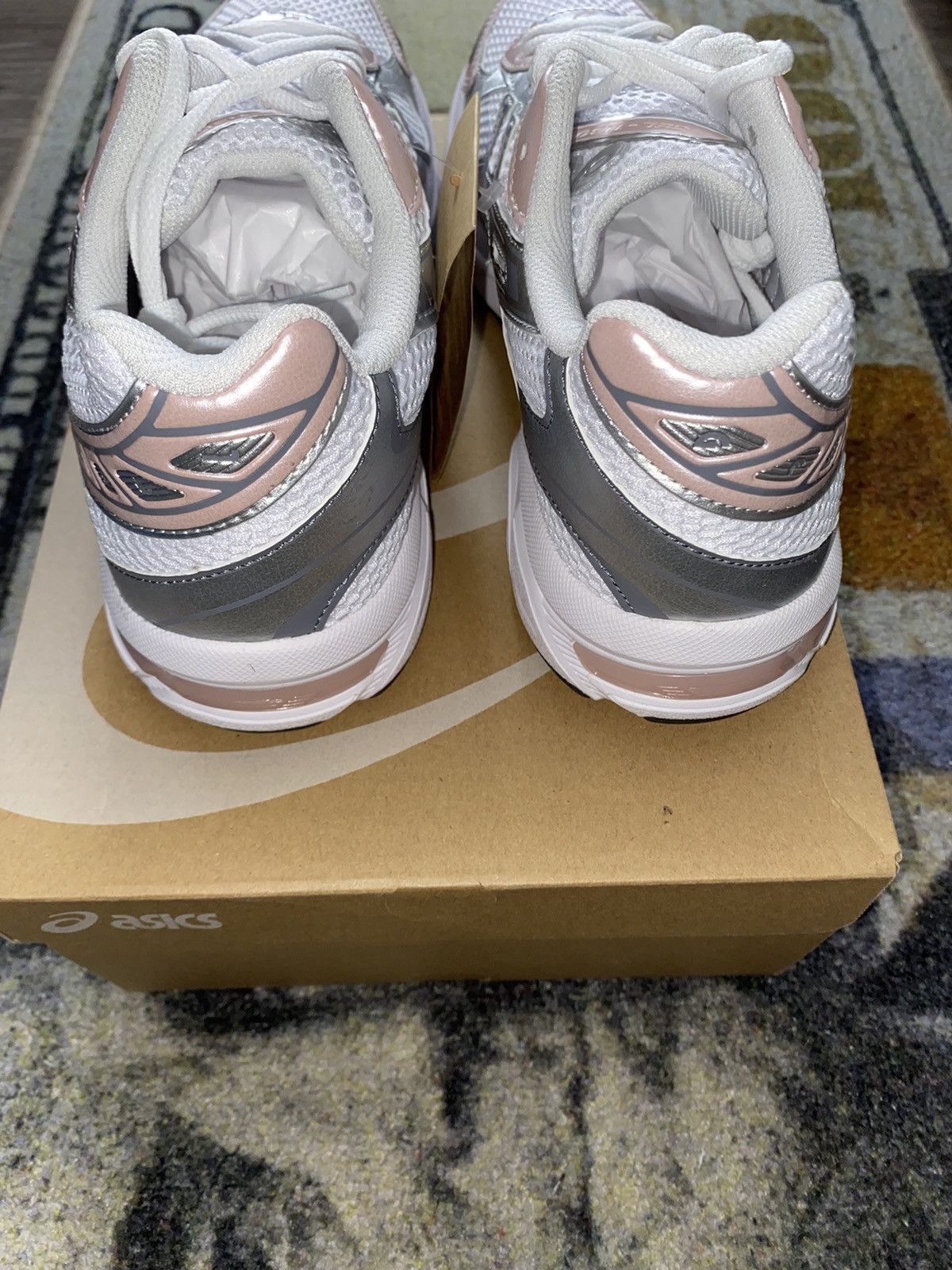 Asics ASICS Gel-1130 Neutral Pink Grey (5.5 MENS) Size US 7 / IT 37 - 4 Thumbnail