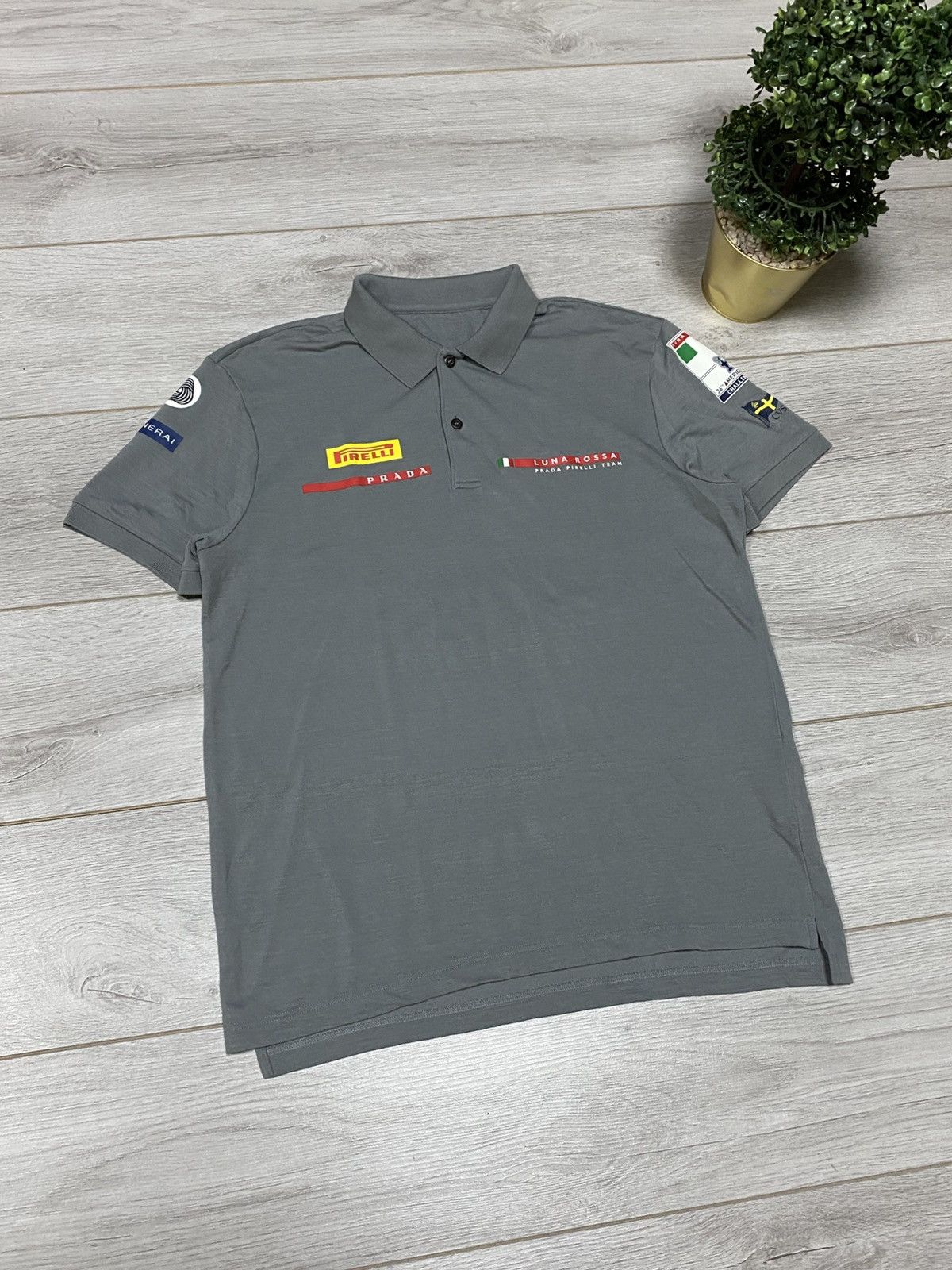 Prada Luna Rossa vintage Pirelli americas cup polo red tab