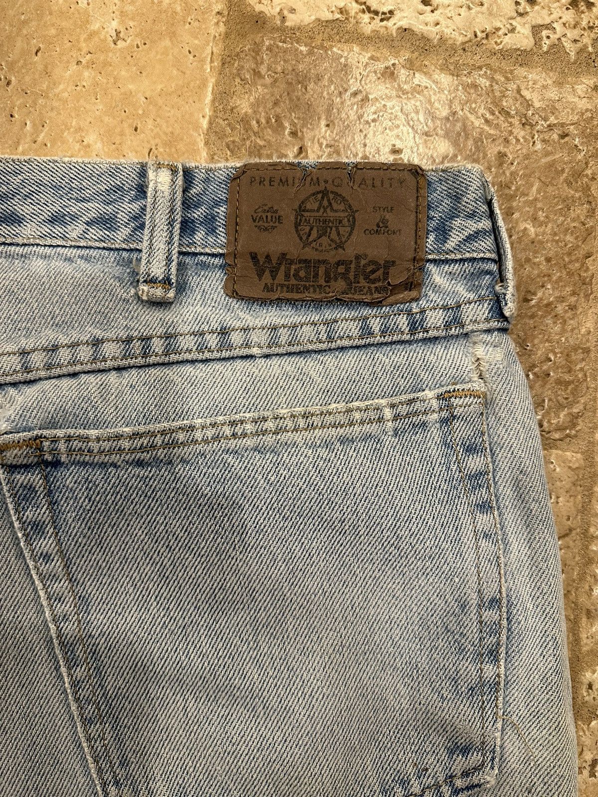 Vintage × Wrangler Vintage Wrangler Painter Distressed Thrashed Blue Denim Jean Size US 38 / EU 54 - 13 Thumbnail