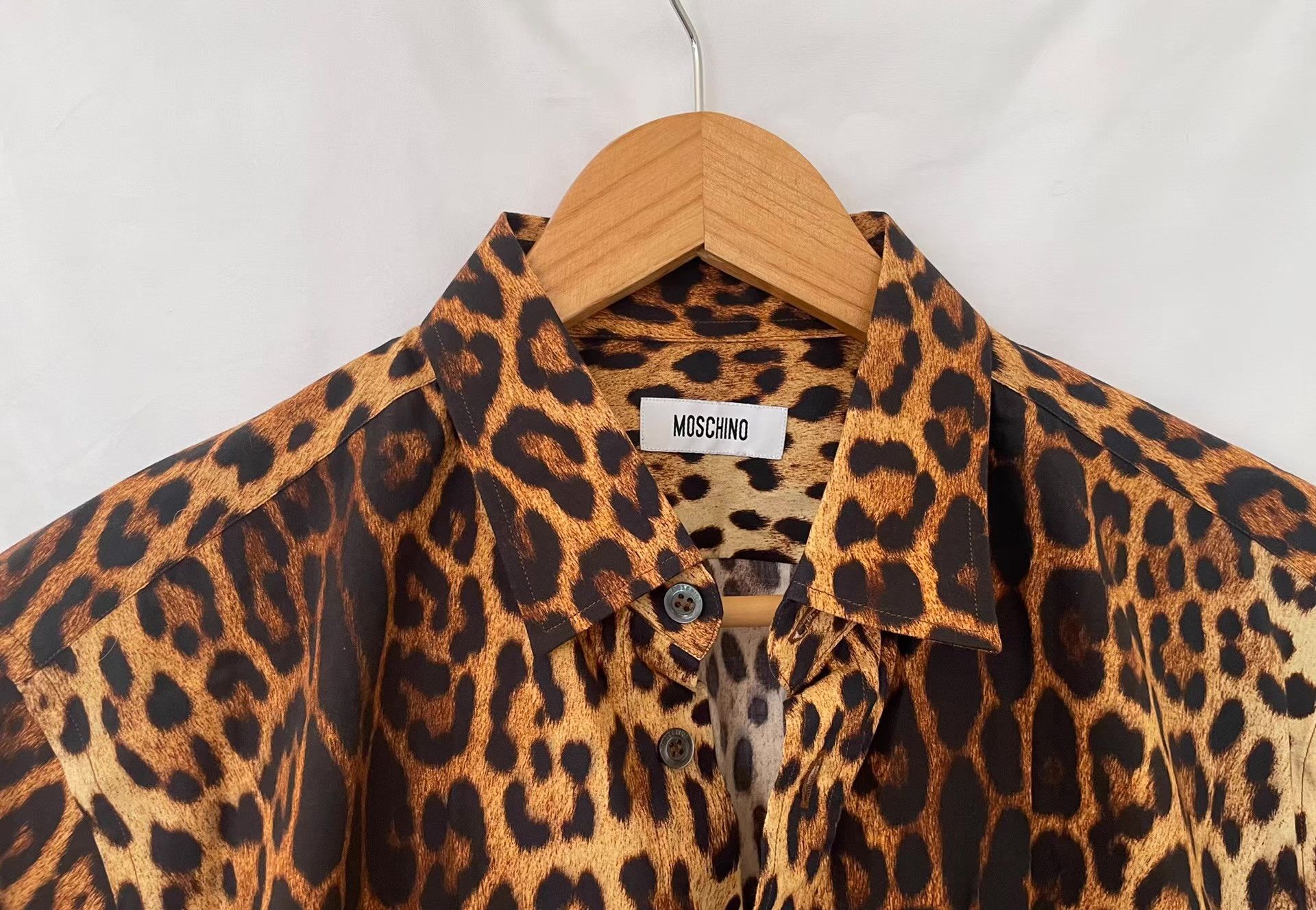 Moschino Moschino Men's Leopard Print Shirt Ｑ21 Size US M / EU 48-50 / 2 - 3 Thumbnail