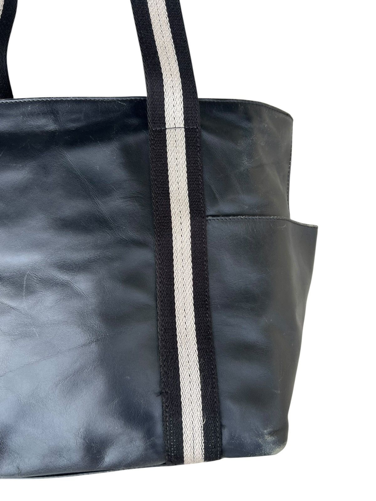 Bally Bally Terrabella Scratches Patina Leather Tote Bag Size ONE SIZE - 10 Thumbnail