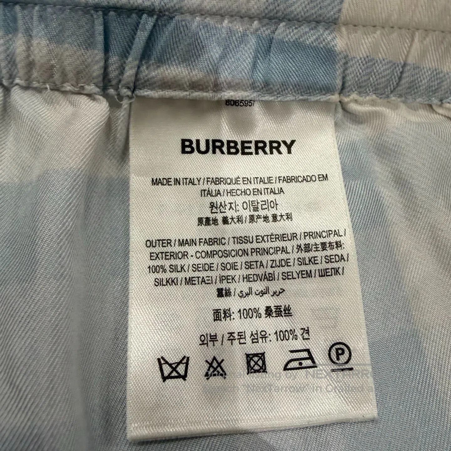 Burberry Burberry Silk Men's White Blue Shorts. Size US 30 / EU 46 - 3 Thumbnail